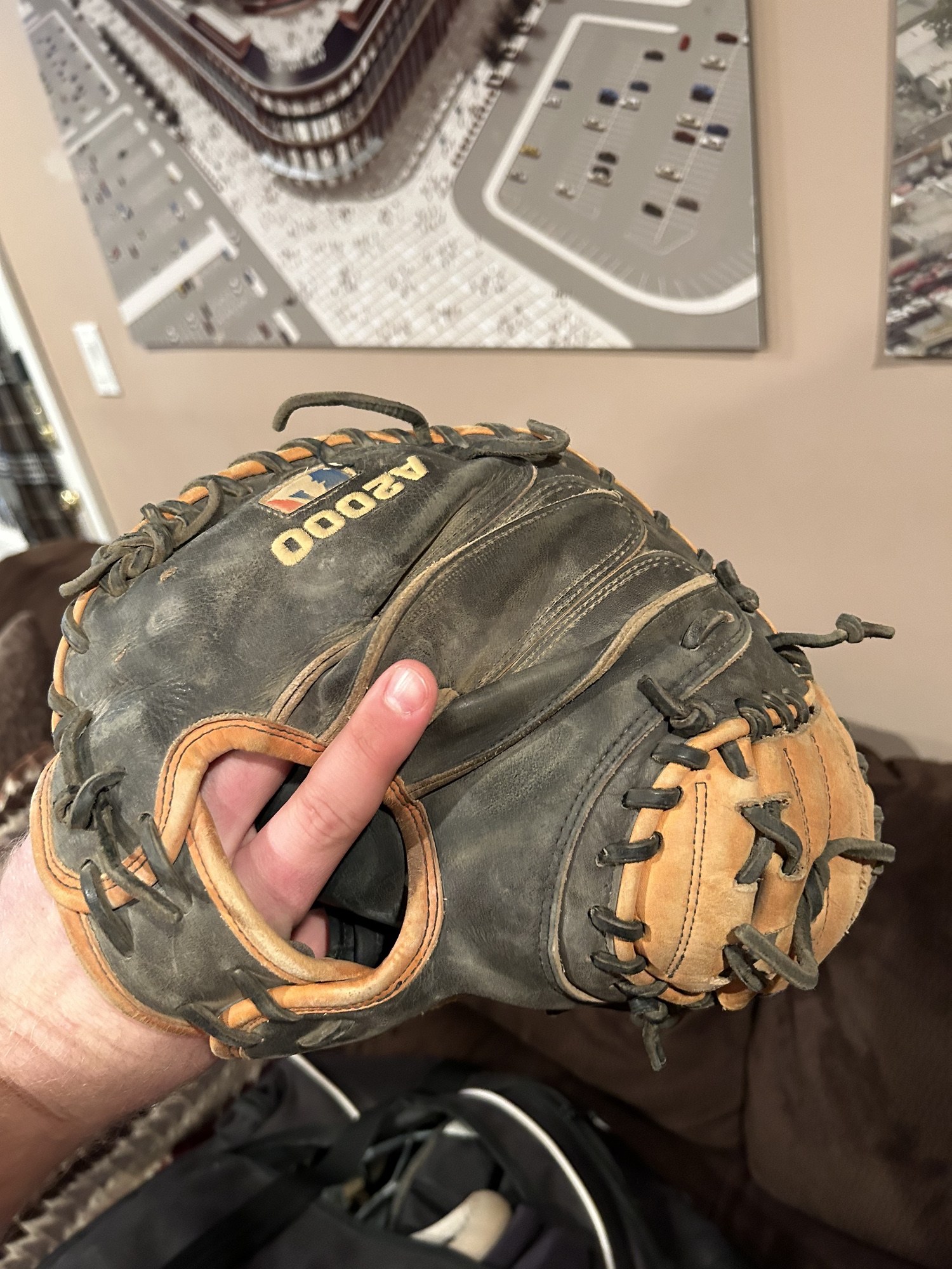 Wilson A2000 pudge catcher glove SidelineSwap
