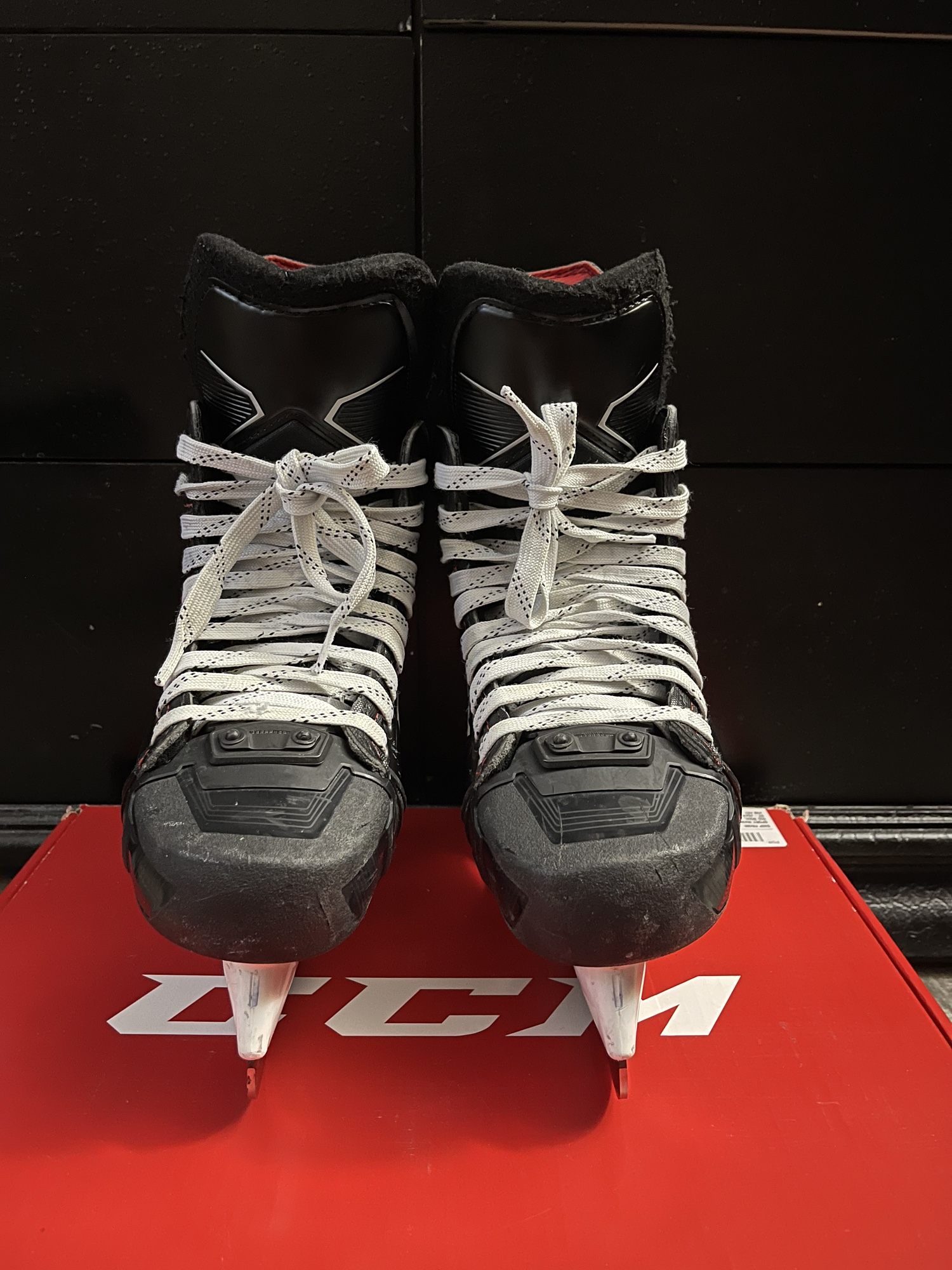 Custom Ccm Jetspeed ft4 Pro skates | SidelineSwap