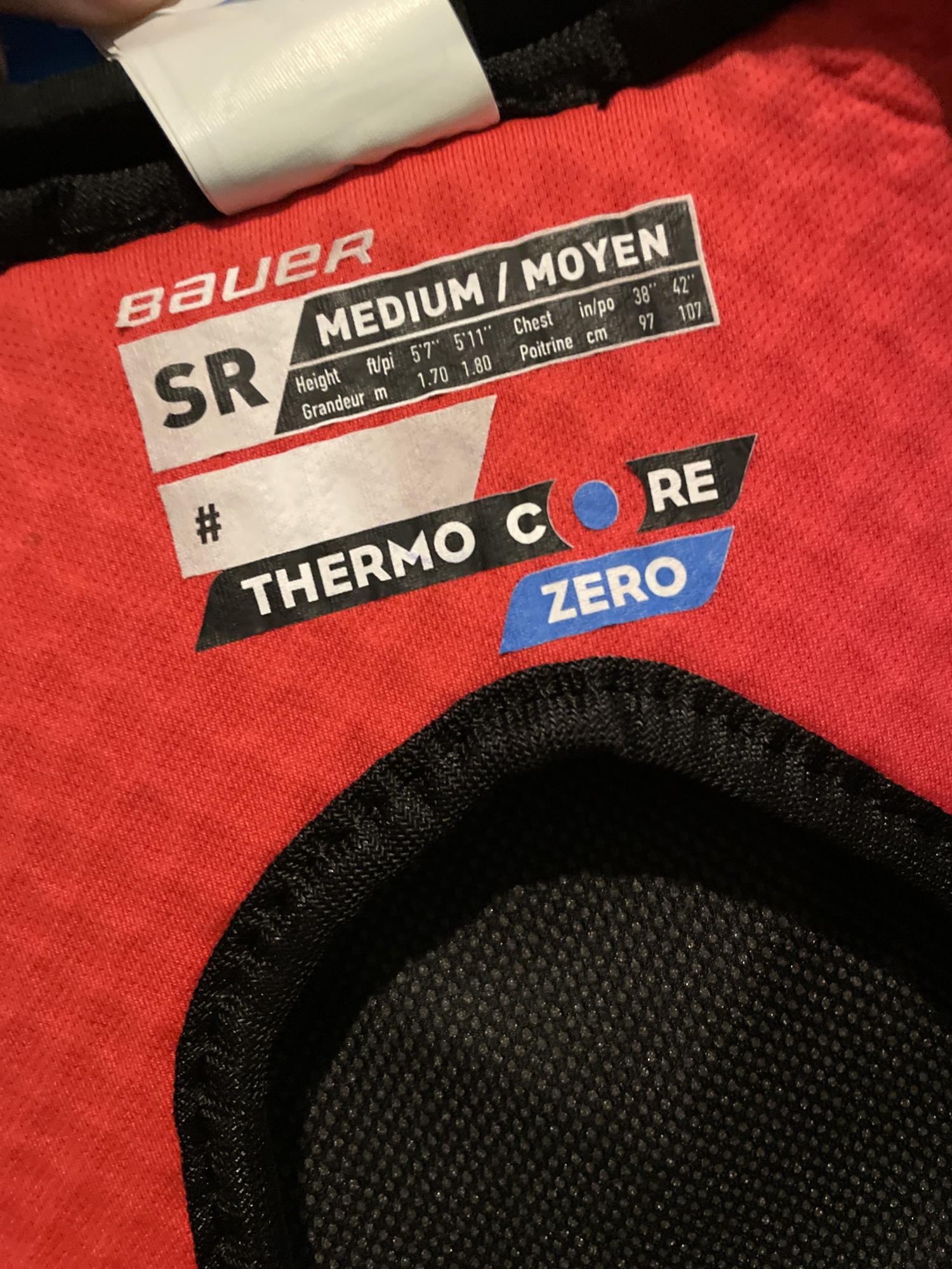 New Medium Bauer Pro Stock Vapor Hyperlite Shoulder Pads SidelineSwap