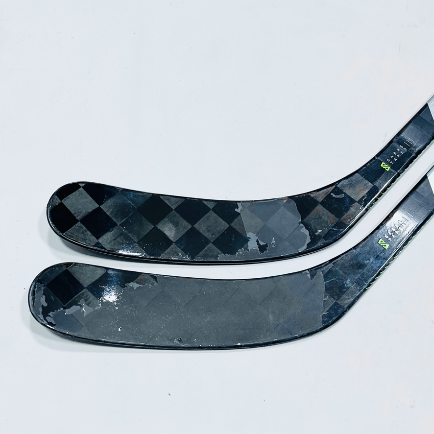 Like New 2 Pack Warrior Alpha LX2 Pro Hockey SticksRHMackinnon Pro