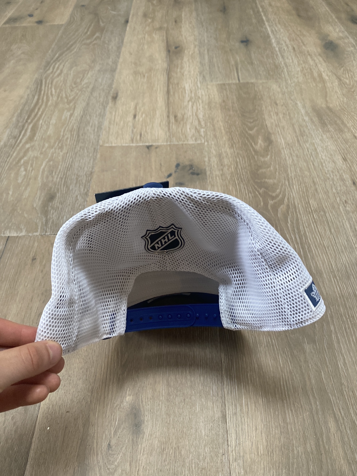 Toronto Maple Leafs Fanatics Hat SidelineSwap