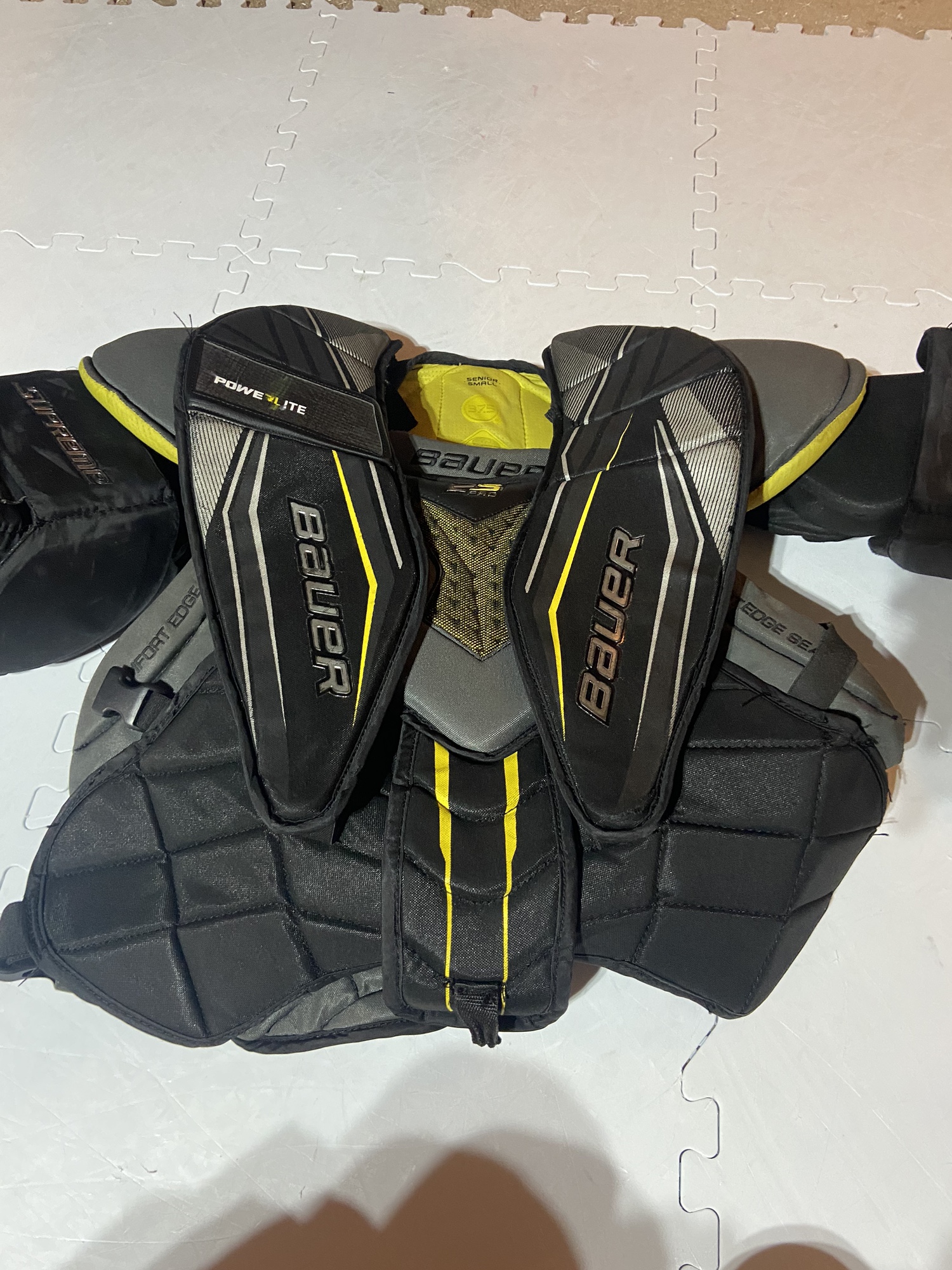 Used Small Bauer Supreme 2S Pro Goalie Chest Protector SidelineSwap