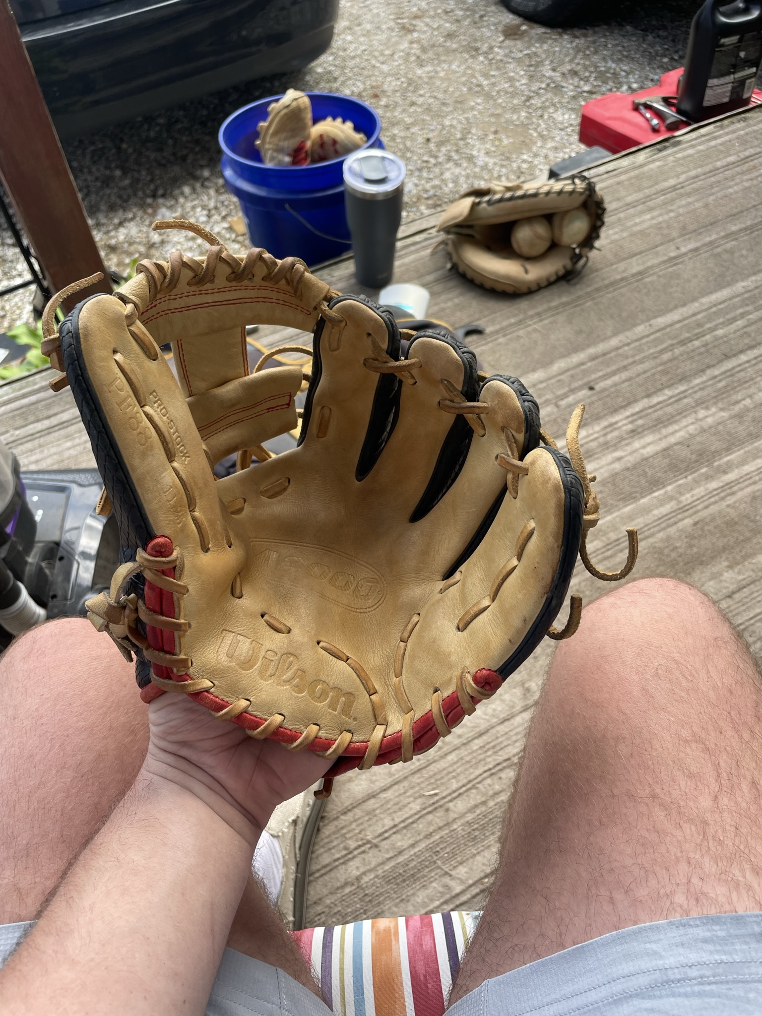 Used 2021 Right Hand Throw Wilson Infield A2000 Baseball Glove 11.25