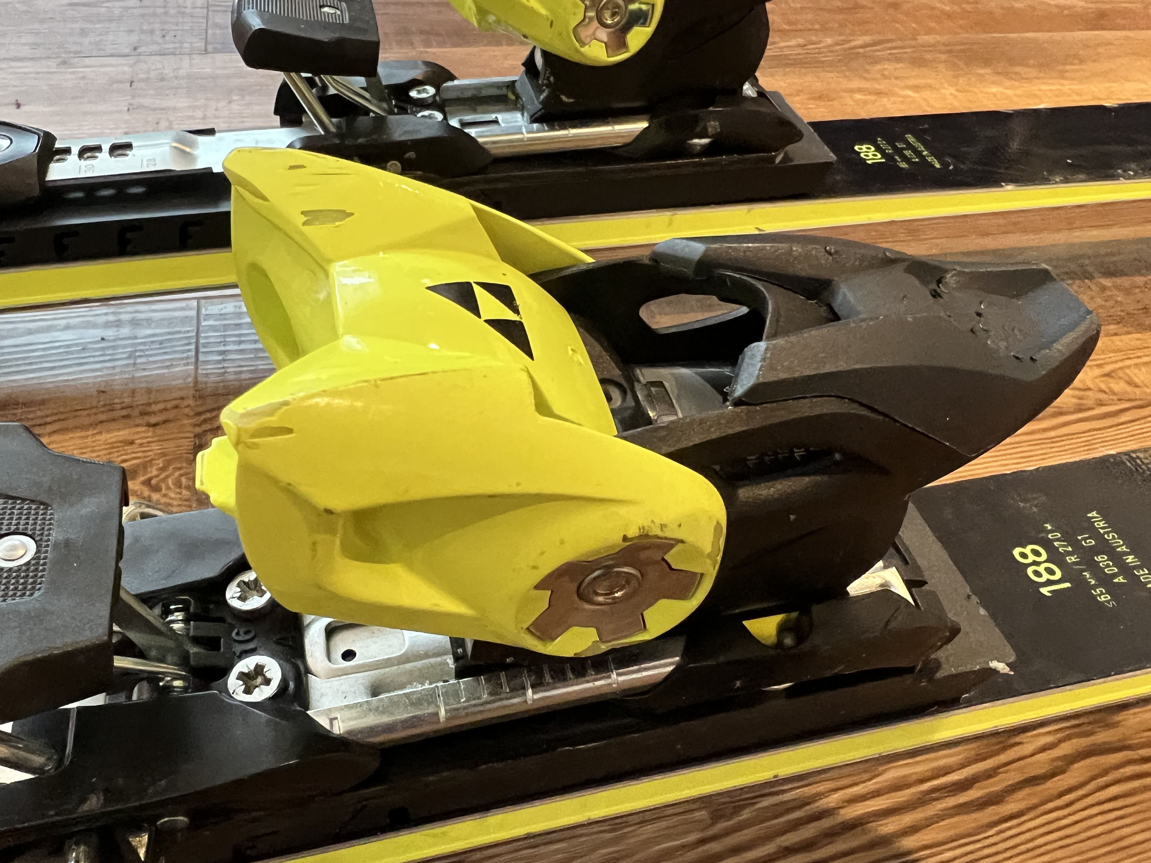 202223 Fischer 188cm GS Ski w/ Z17 Bindings (27m Radius) SidelineSwap
