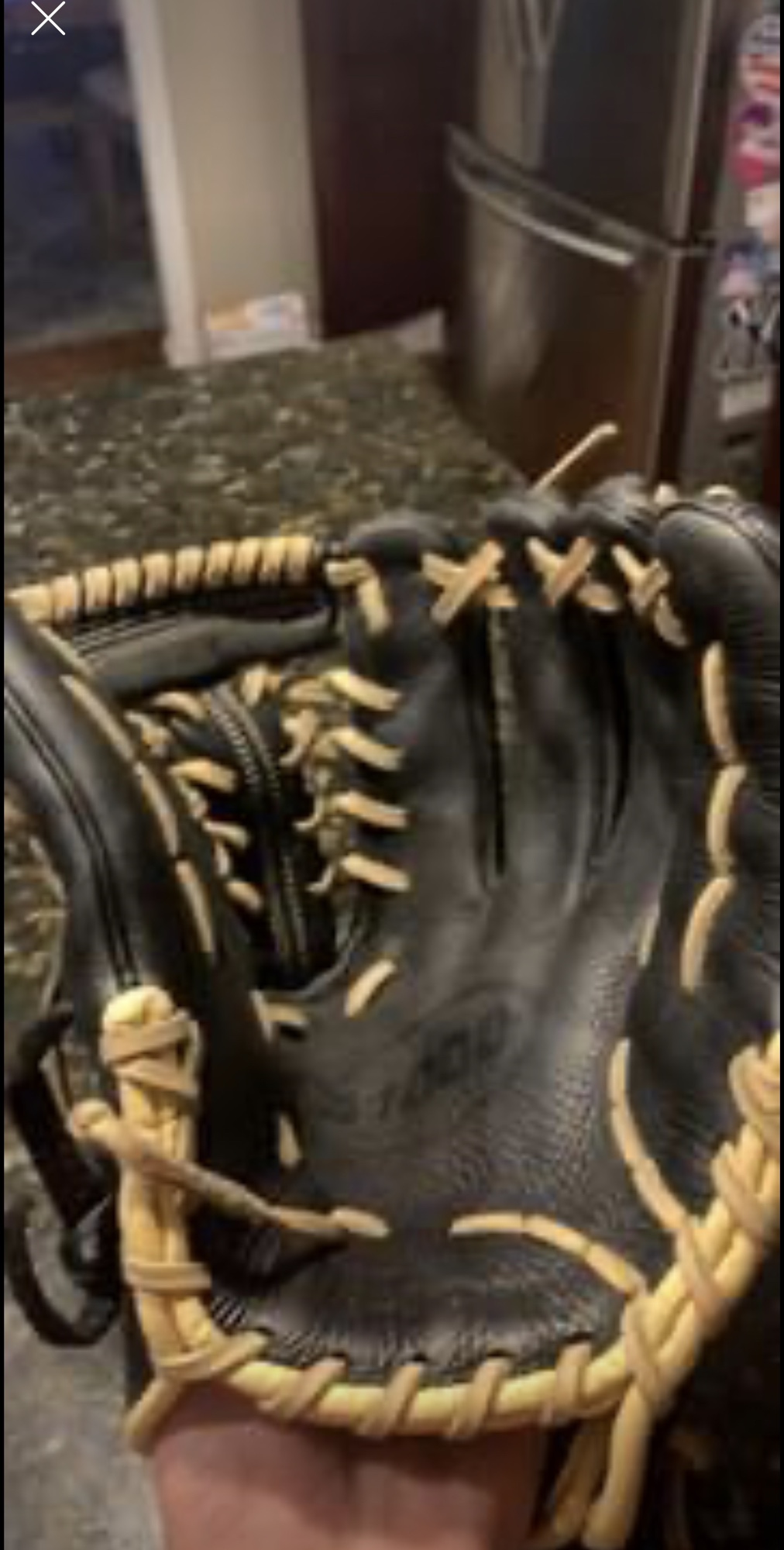 Infield 11.5" A1000 Baseball Glove SidelineSwap