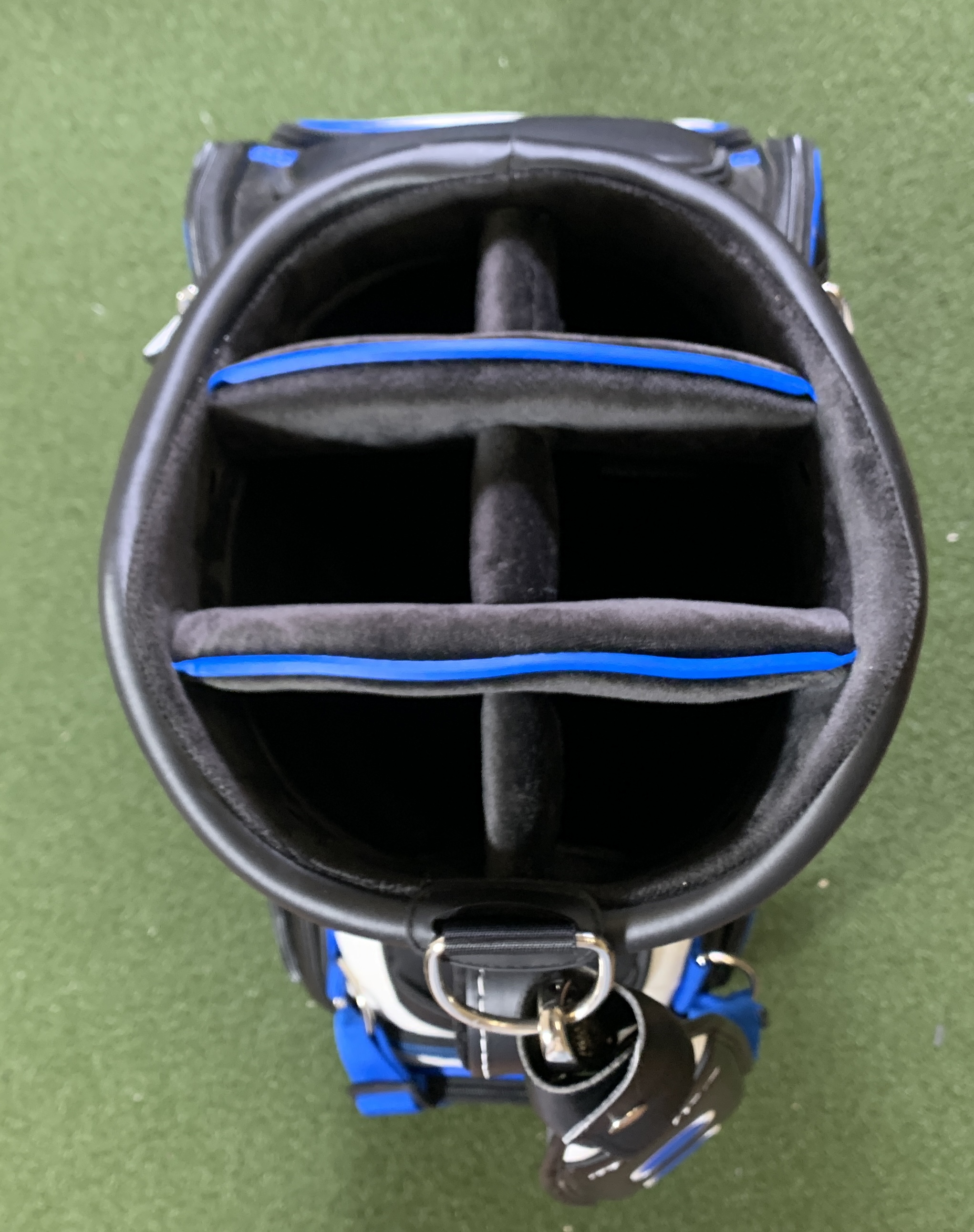 Callaway MD5 Jaws Staff Bag Black 6Way Divide Single Strap Golf Bag SidelineSwap