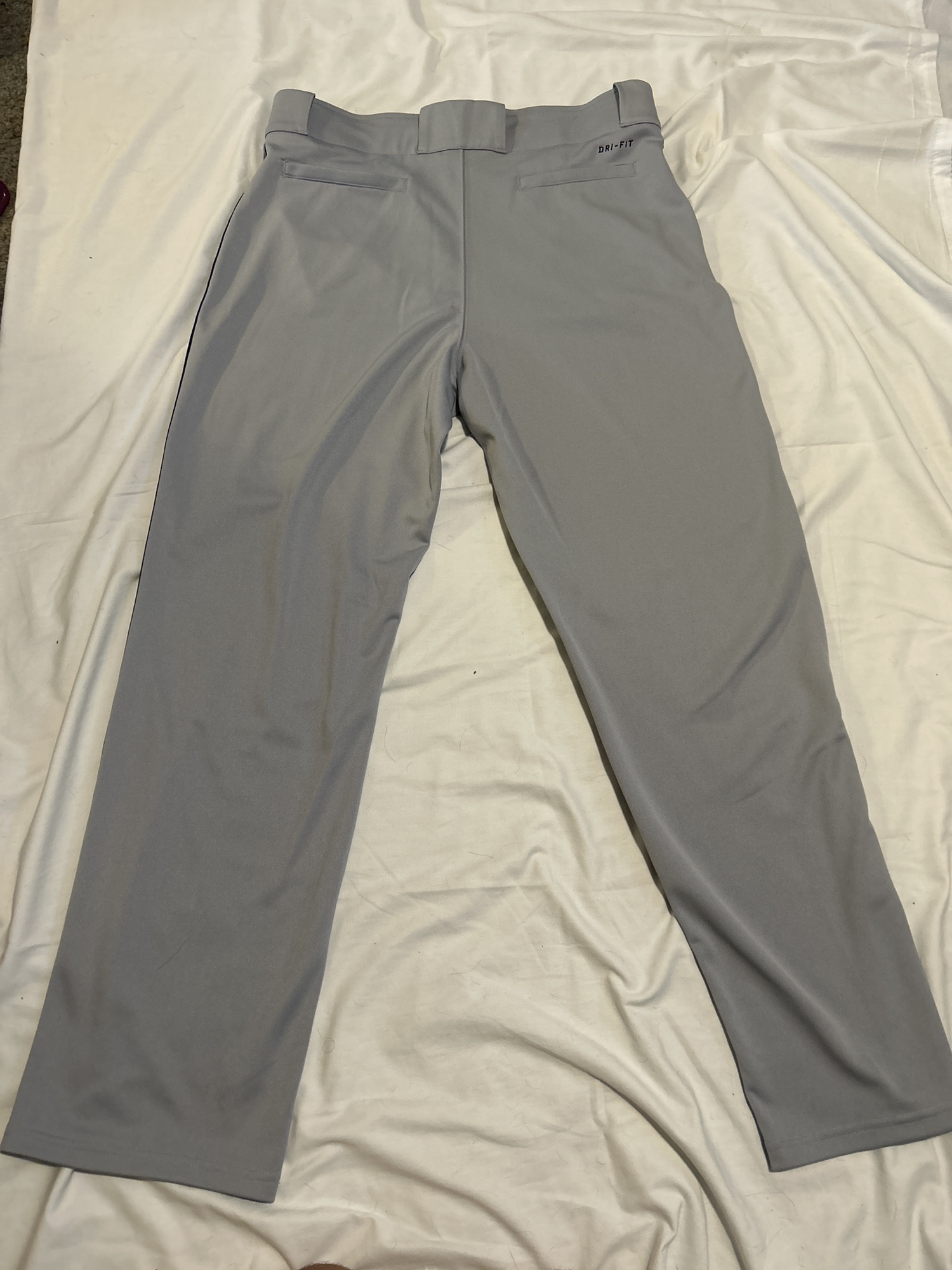 Gray New Large Nike Piped Pant SidelineSwap