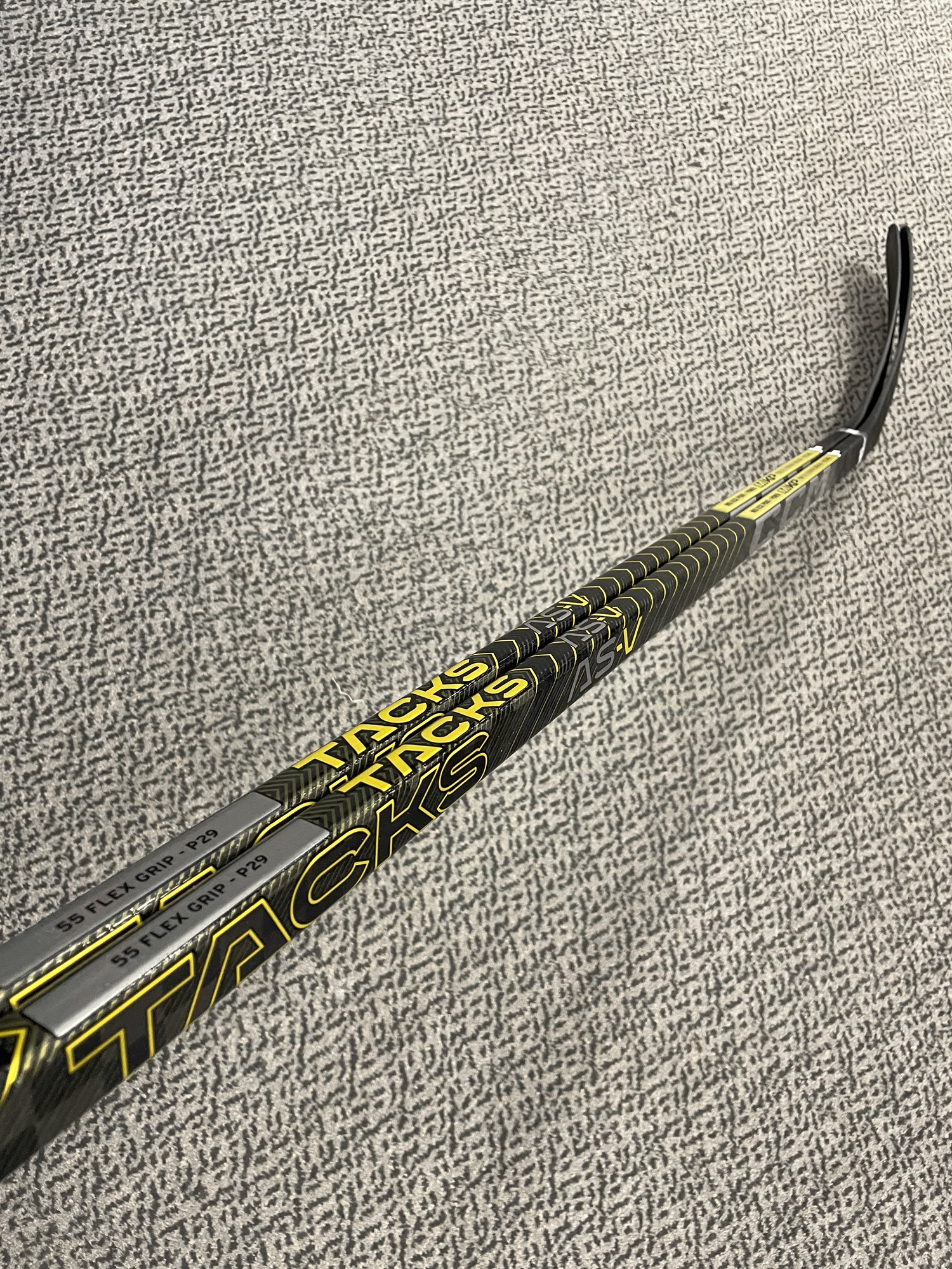 2PACK CCM ASV 55 flex P29 curve right hand sticks SidelineSwap