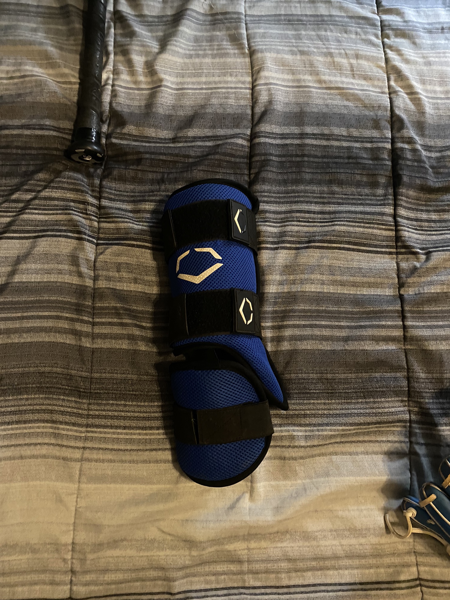 Used EvoShield Shin Guards SidelineSwap