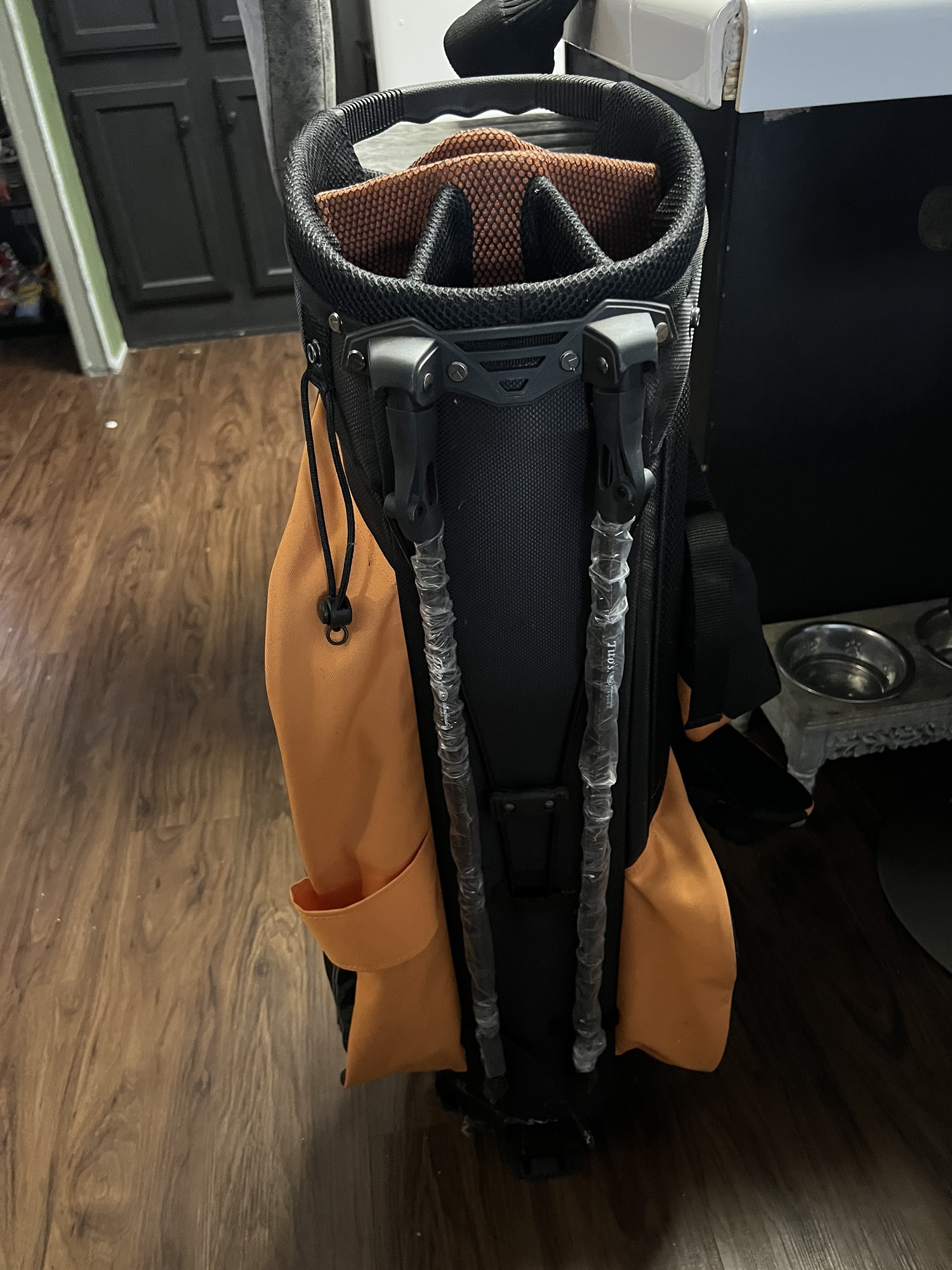 New Men's Callaway Carry Golf Bag Tito’s Vodka Edition SidelineSwap
