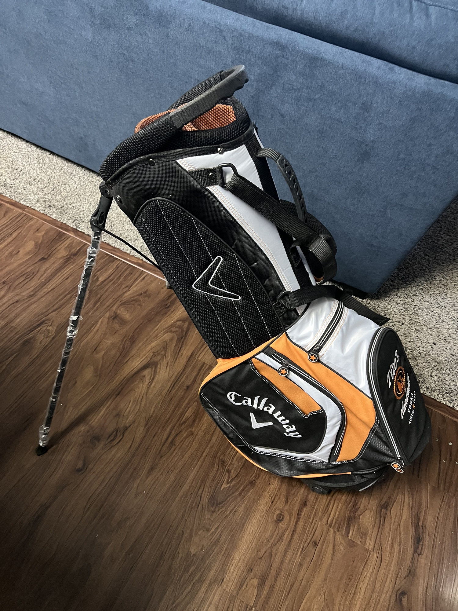 New Men's Callaway Carry Golf Bag Tito’s Vodka Edition SidelineSwap