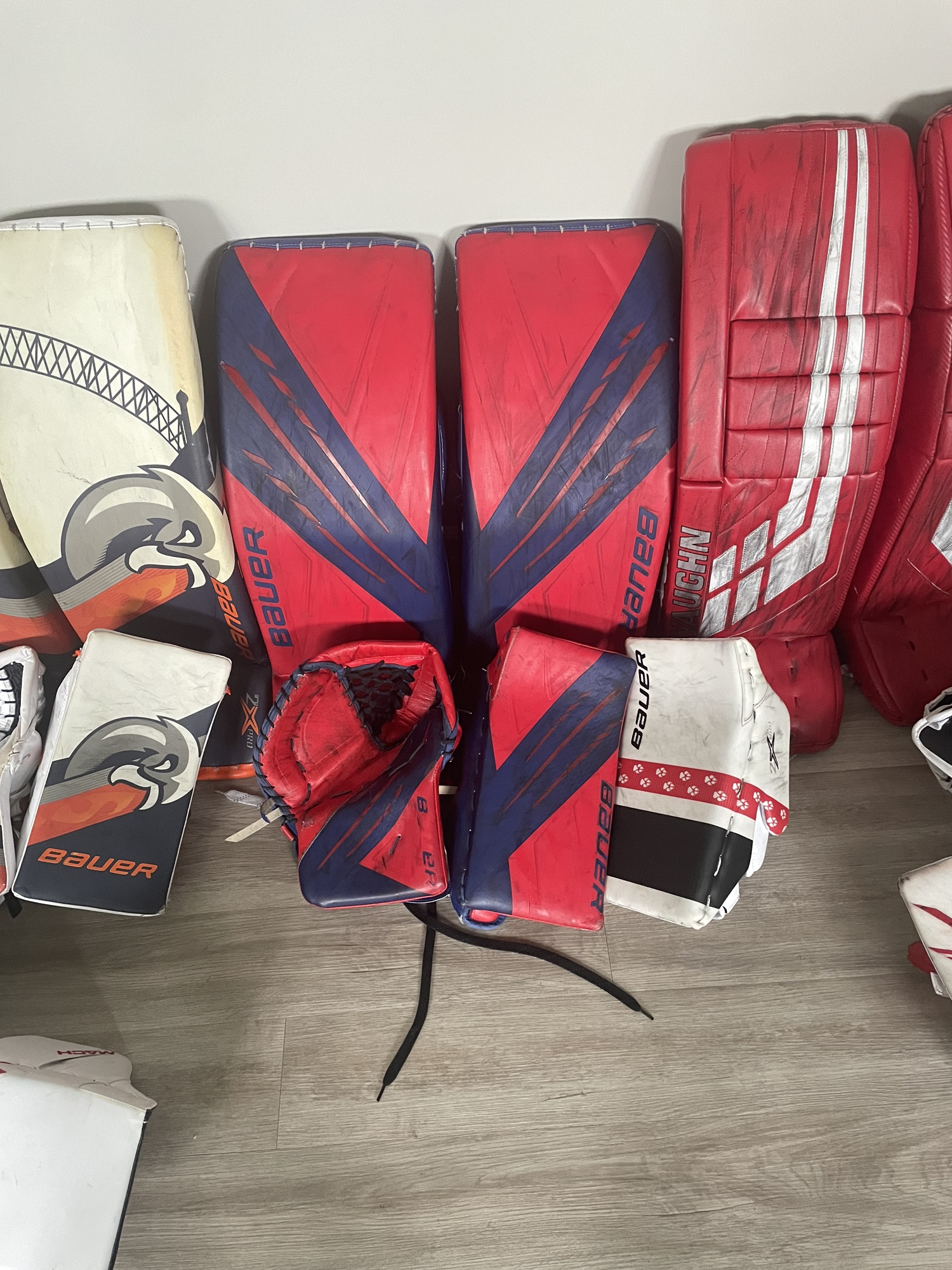 Bauer Pro Stock Full Right Hyperlite Goalie Full Set SidelineSwap