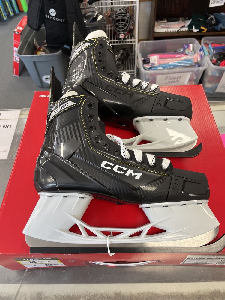 Brand New Adult Senior Size 7 Ccm Tacks AS 550 Ice Hockey Skates