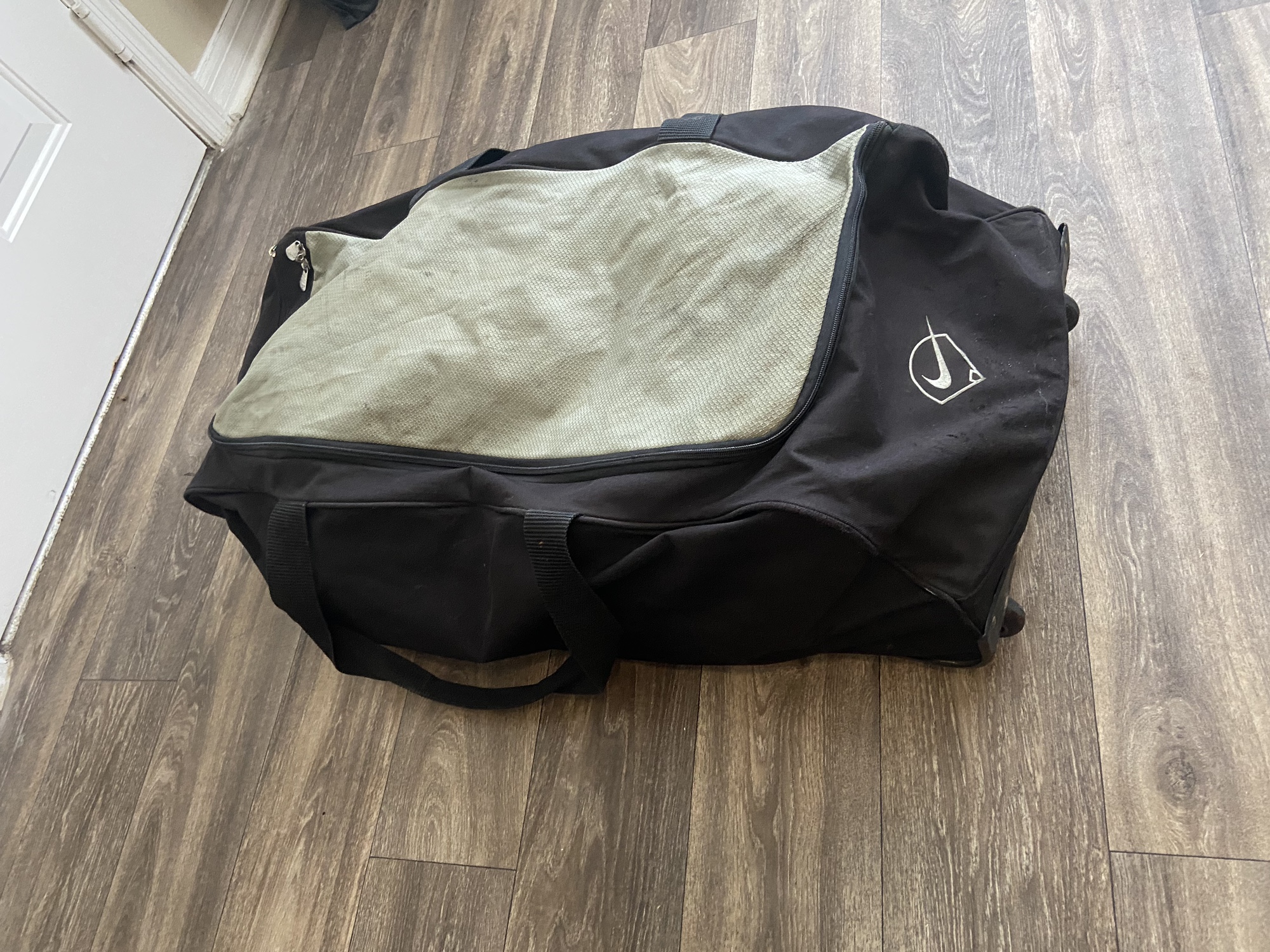 College issued red/grey Nike catchers gear SidelineSwap