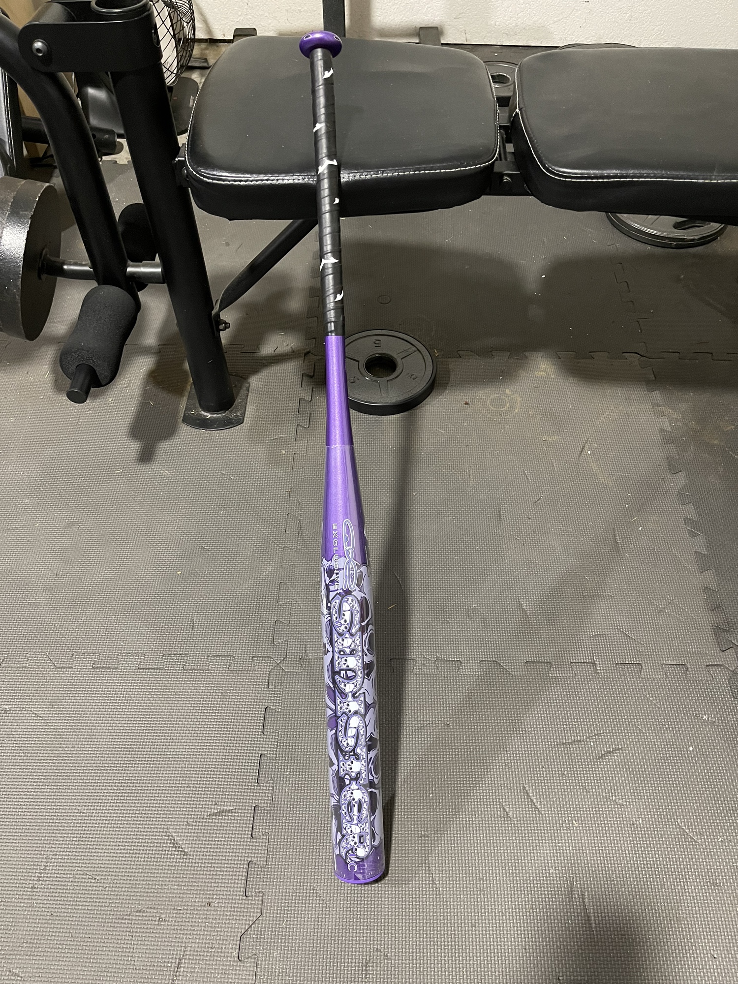 New Monsta (9) 25 oz 34" Sinister Bat SidelineSwap
