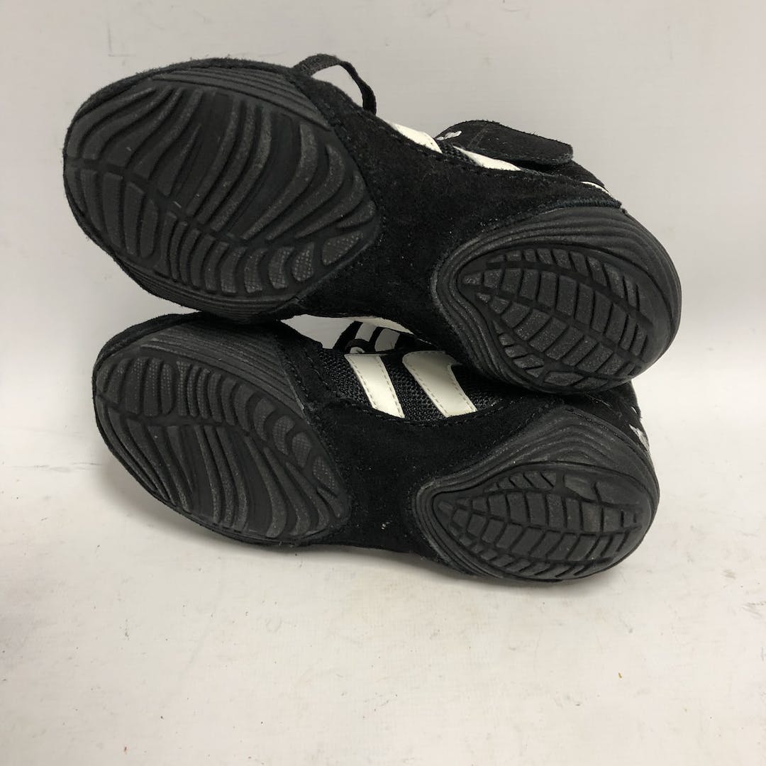 Used Matman S025 Junior 01 Wrestling Shoes SidelineSwap