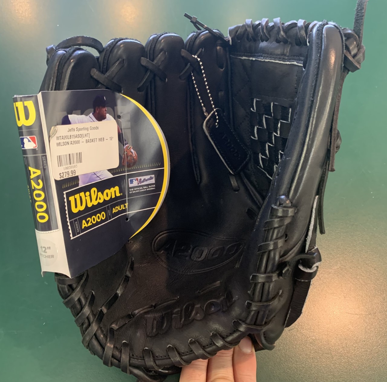 New Wilson Left Hand Throw Pitcher's A2000 Baseball Glove 12