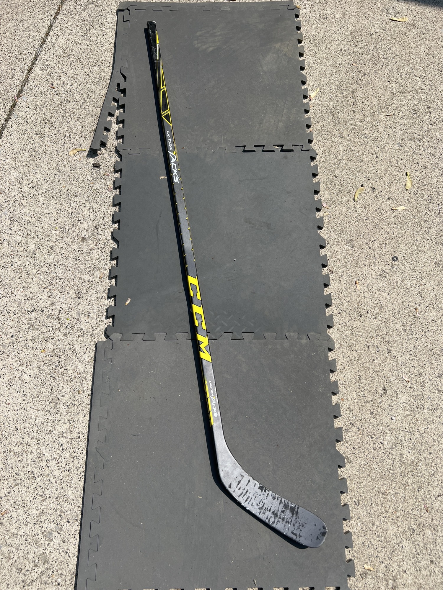 Used Senior CCM Ultra Tacks Left Hockey Stick Pro Stock SidelineSwap