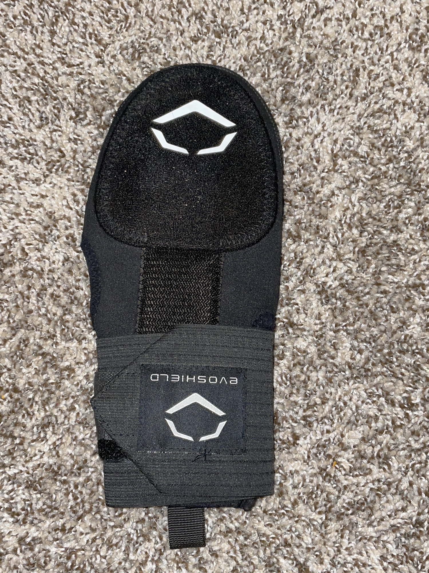 Black New Senior EvoShield Wrist Guards Sliding mitt SidelineSwap