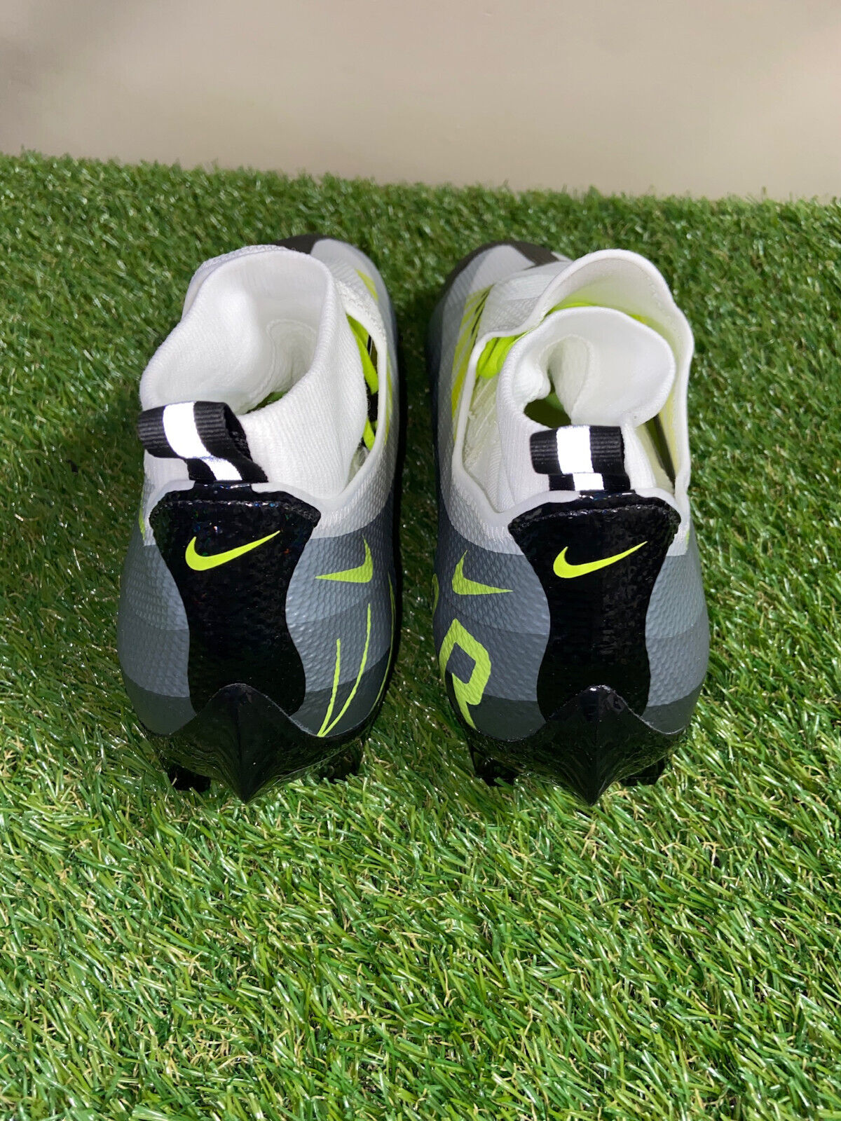 Nike Vapor Edge Pro 360 Football Cleats Grey Volt Men's Size