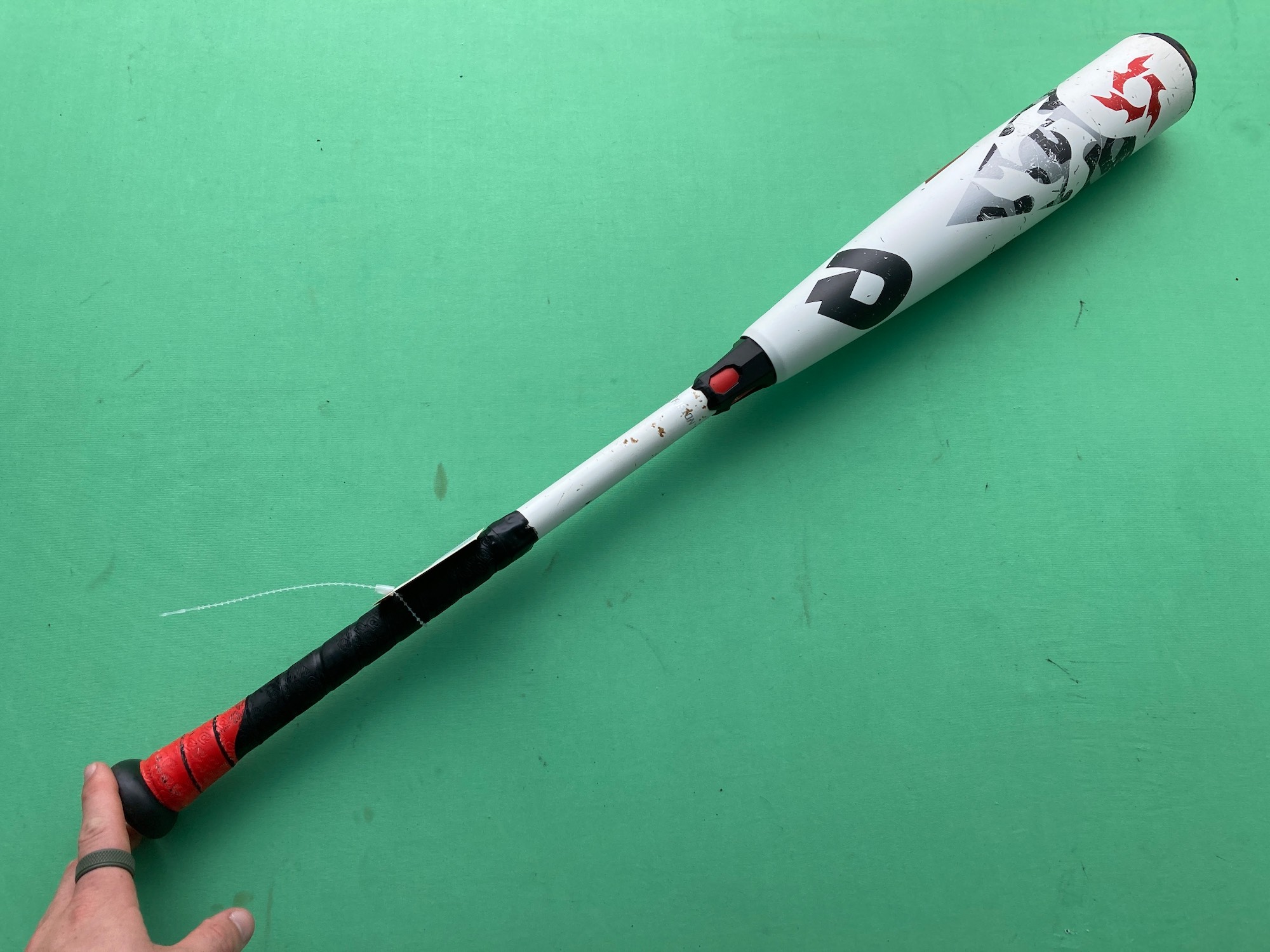 Used USSSA Certified 2020 DeMarini Voodoo Alloy Bat 5 26OZ 31