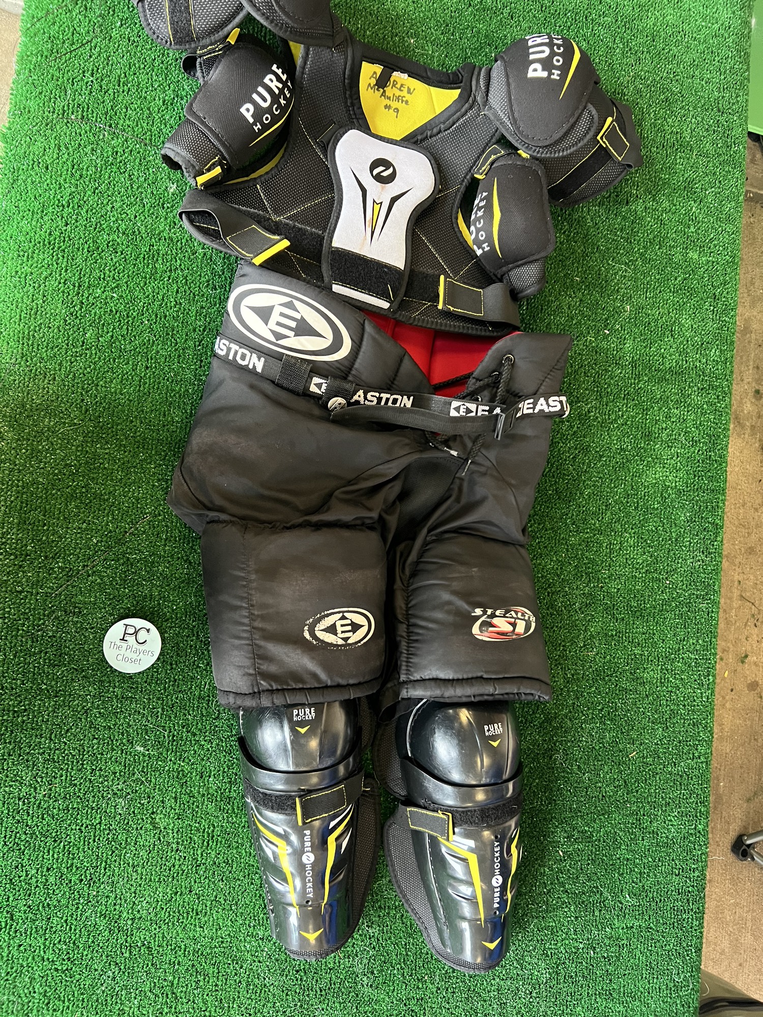 Pure Hockey Starter Kit elbow pads yth sm/ shoulder pads yth med