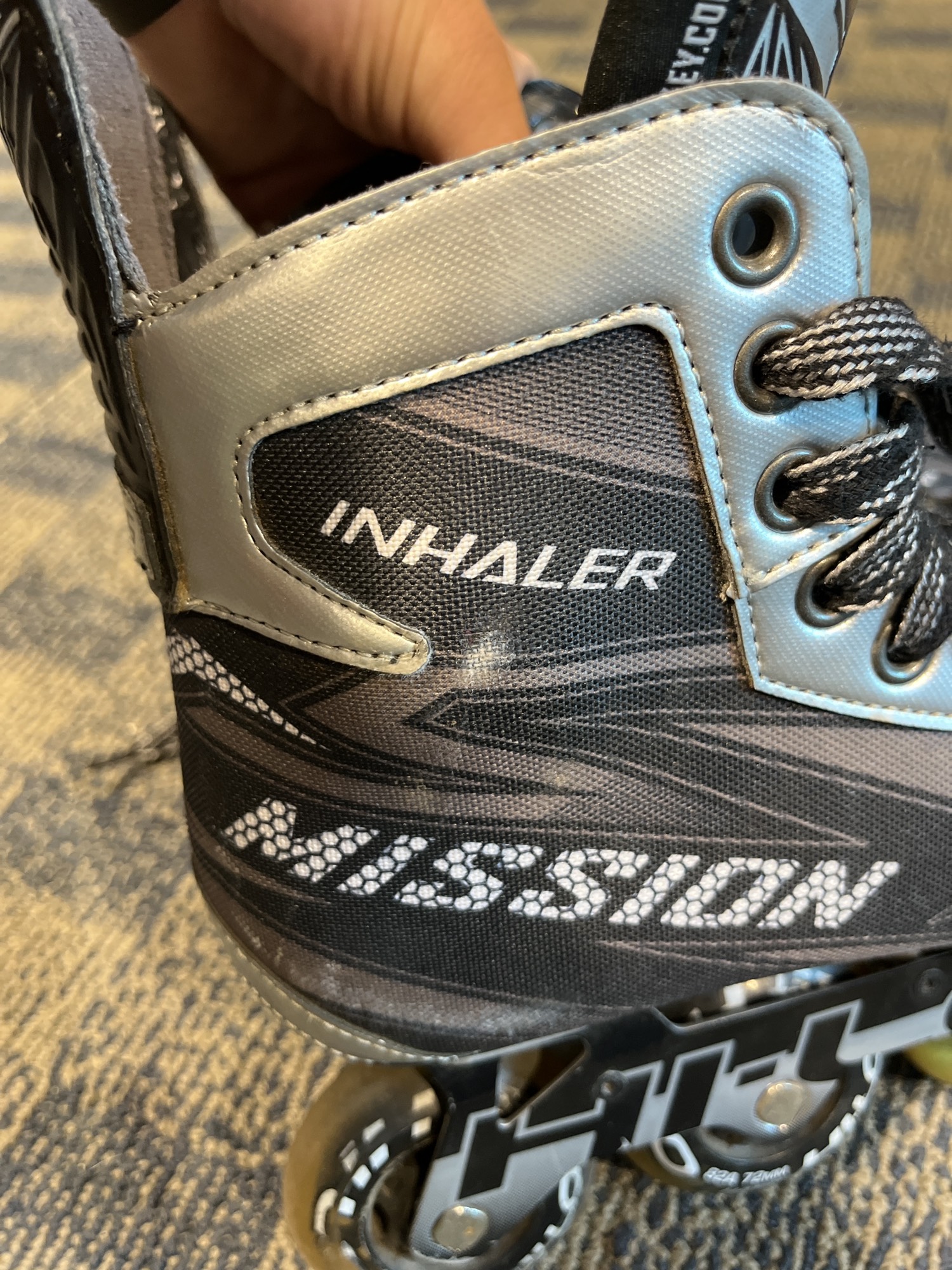 Used Mission Inhaler NLS6 Inline Skates E&W (Wide) 5.0 SidelineSwap