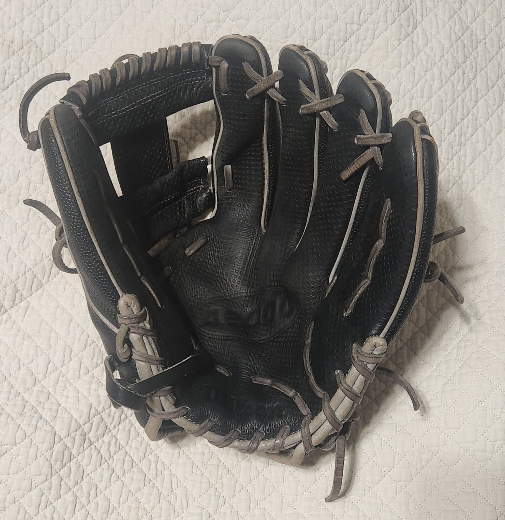 Used Wilson Right Hand Throw A2000 Softball Glove 12" SidelineSwap