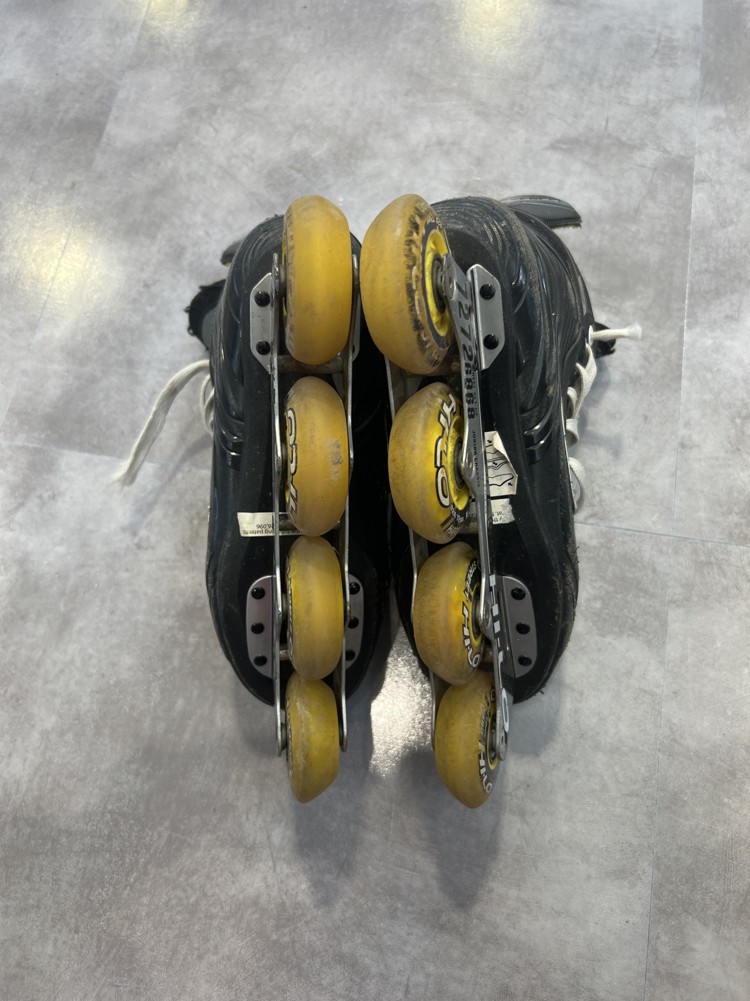 Used Bauer RS Inline Skates D&R (Regular) 6.0 SidelineSwap