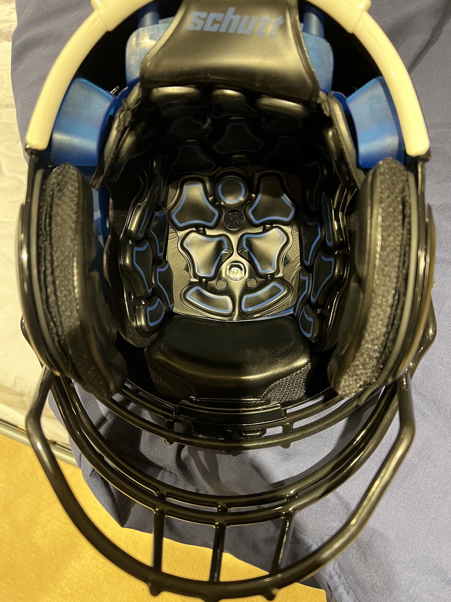 New Medium Schutt F7 VTD Helmet SidelineSwap