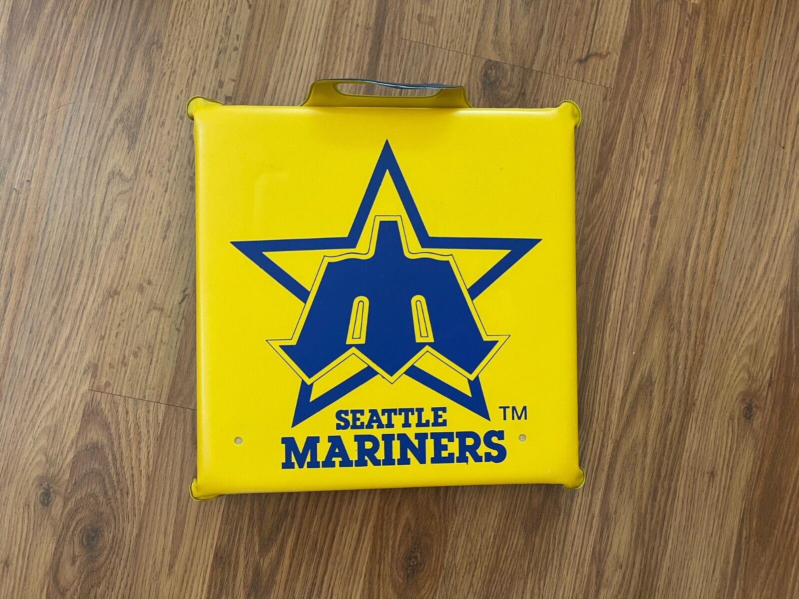Seattle Mariners MLB BASEBALL VINTAGE 1980s Retro Fan Cave Stadium Seat Cushion! SidelineSwap