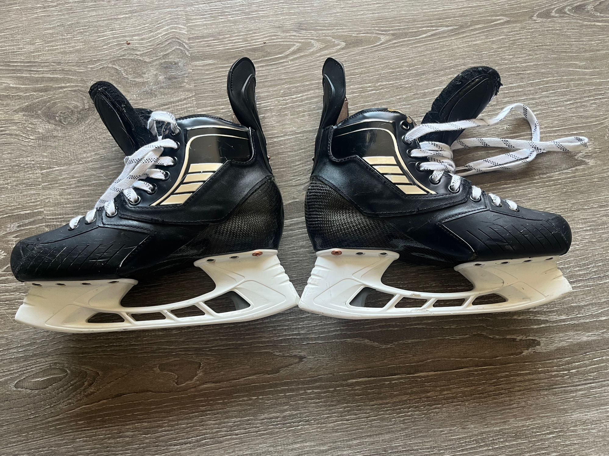 Used True Pro Stock Custom Hockey Skates Size 7.5 SidelineSwap
