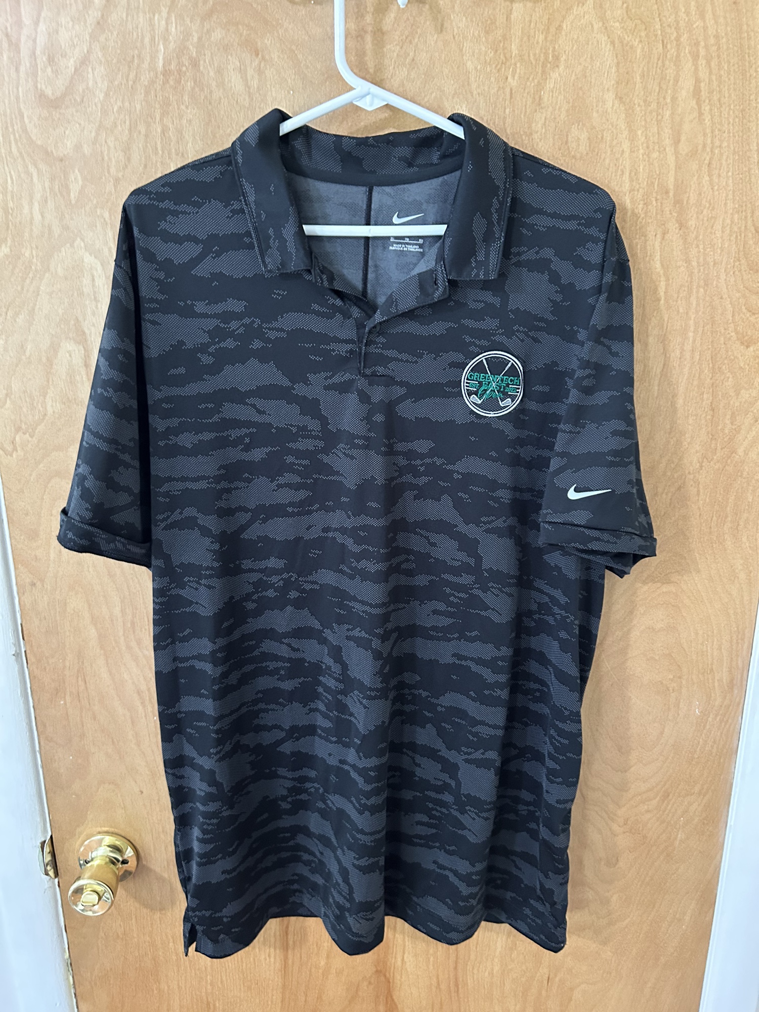 4xl nike dri fit polos
