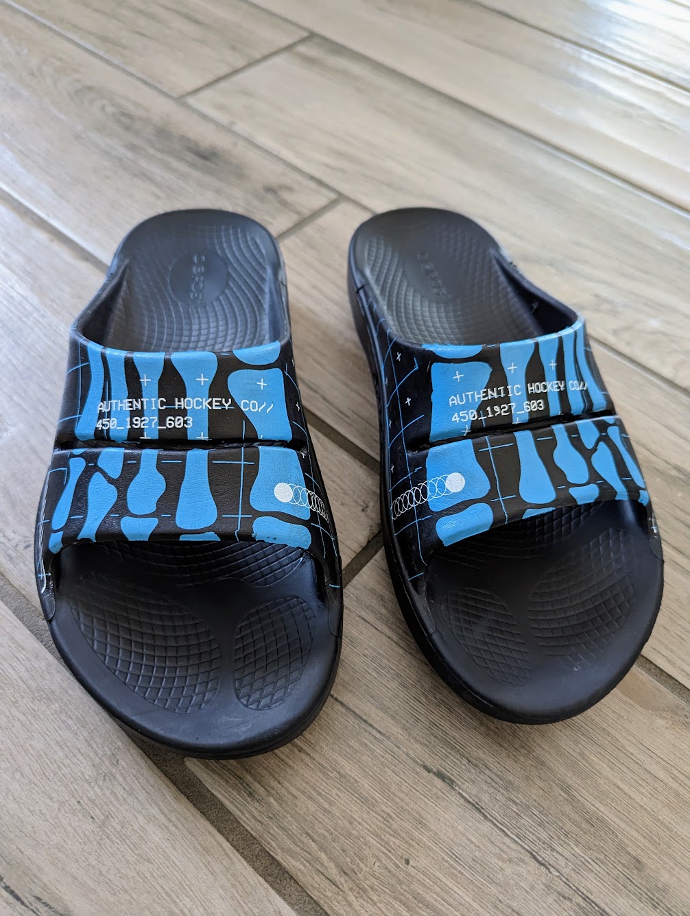 Bauer OOFOS Sport Recovery Slides SidelineSwap