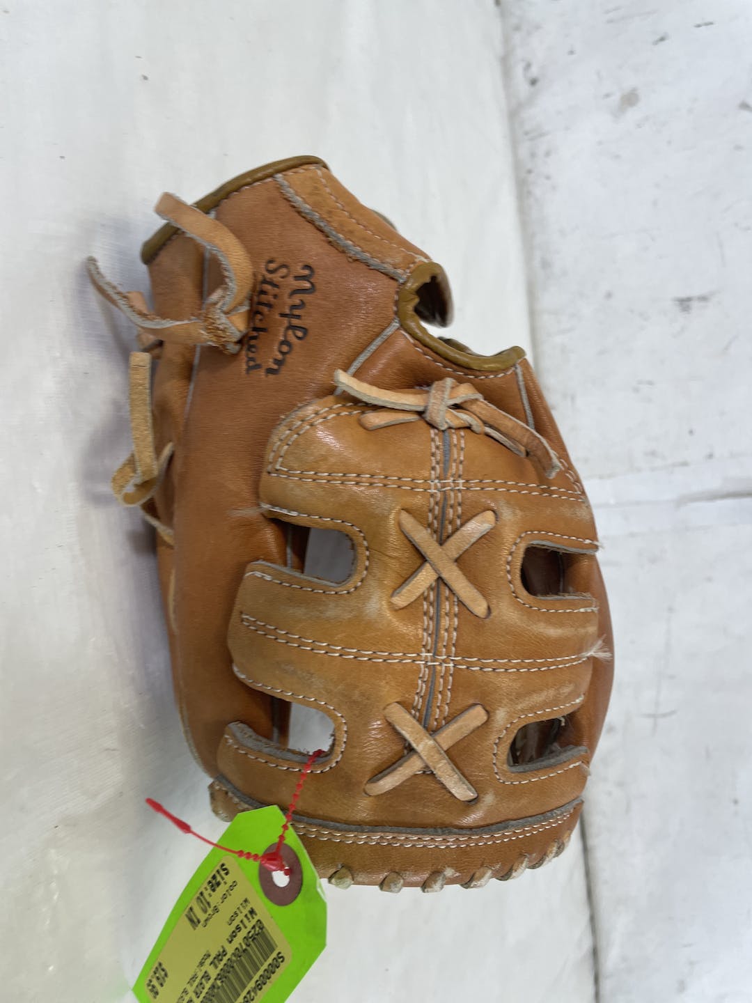 Used Wilson Paul Blair A2180 Leather Baseball Fielders Glove SidelineSwap