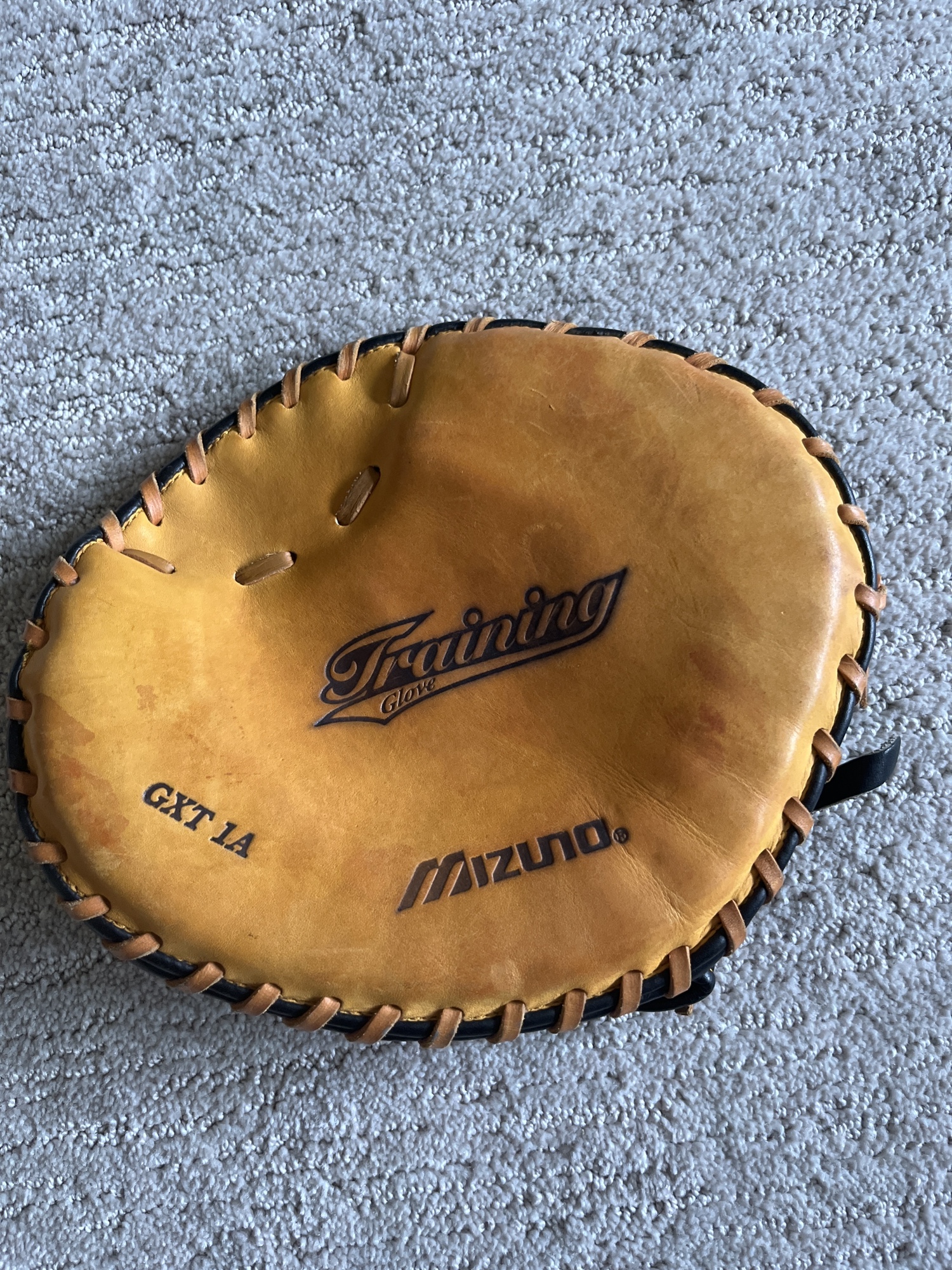 Mizuno Pancake Training Glove SidelineSwap