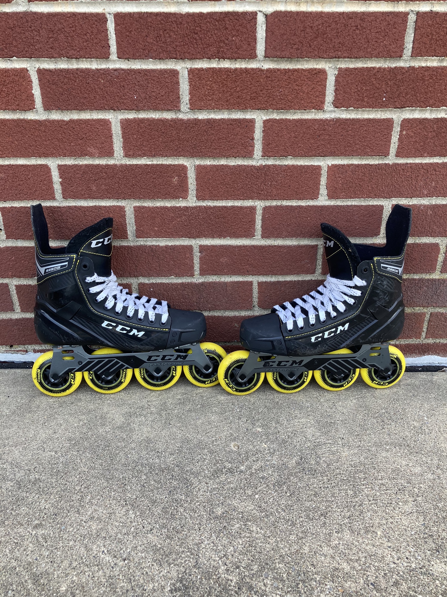 CCM Super Tacks 9350 inLine, Roller Skates SidelineSwap