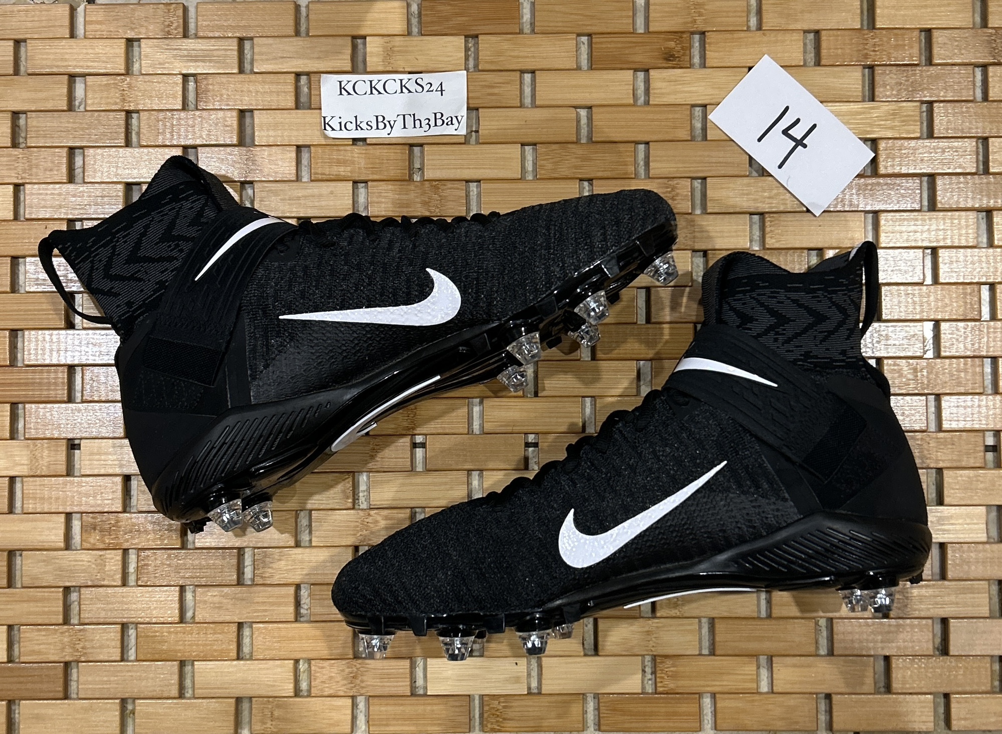 Nike Alpha Menace Elite 2 Black Football Cleats Men's Size