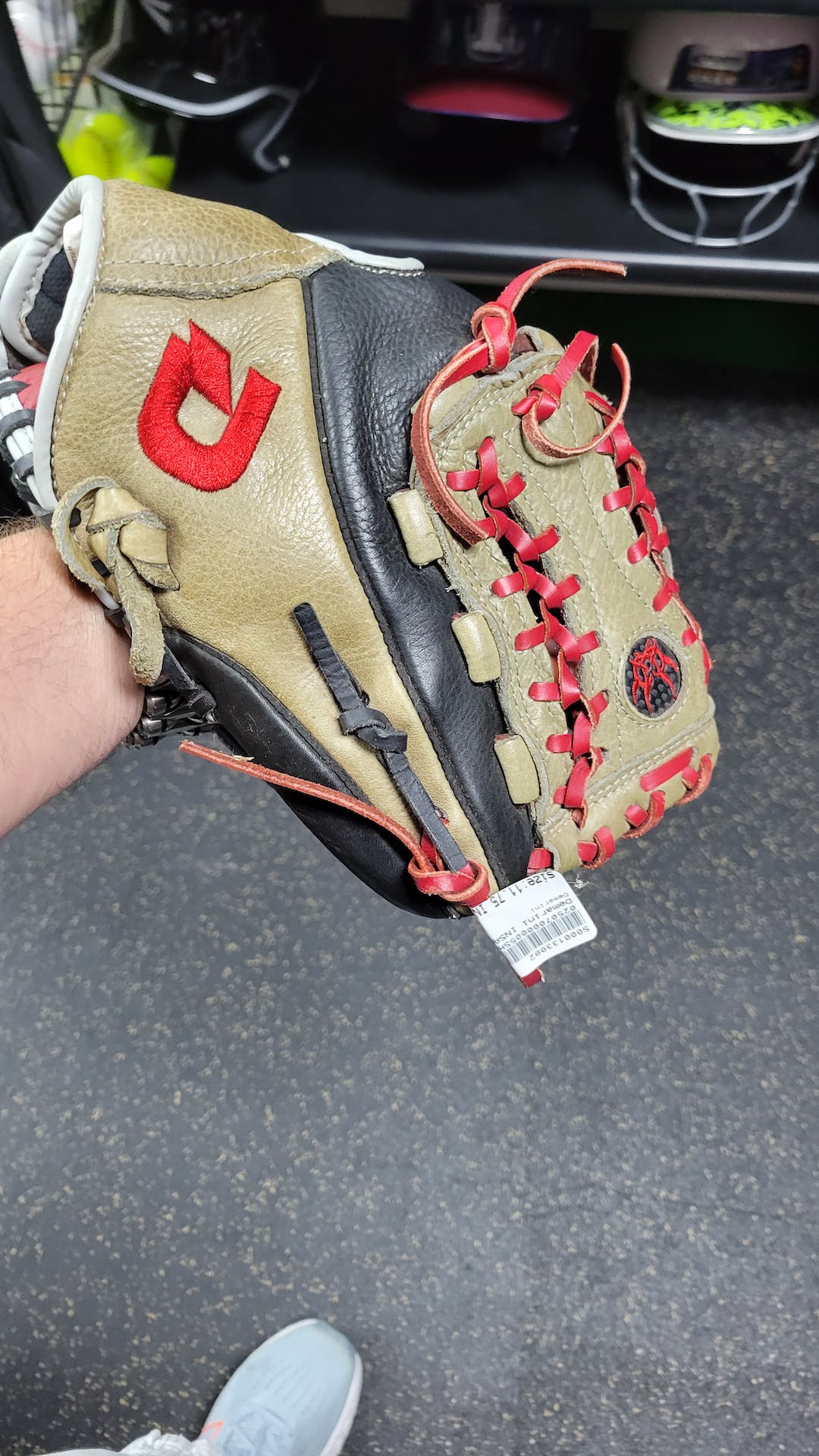 Used Demarini Insane 11 3 4" Fielders Gloves SidelineSwap