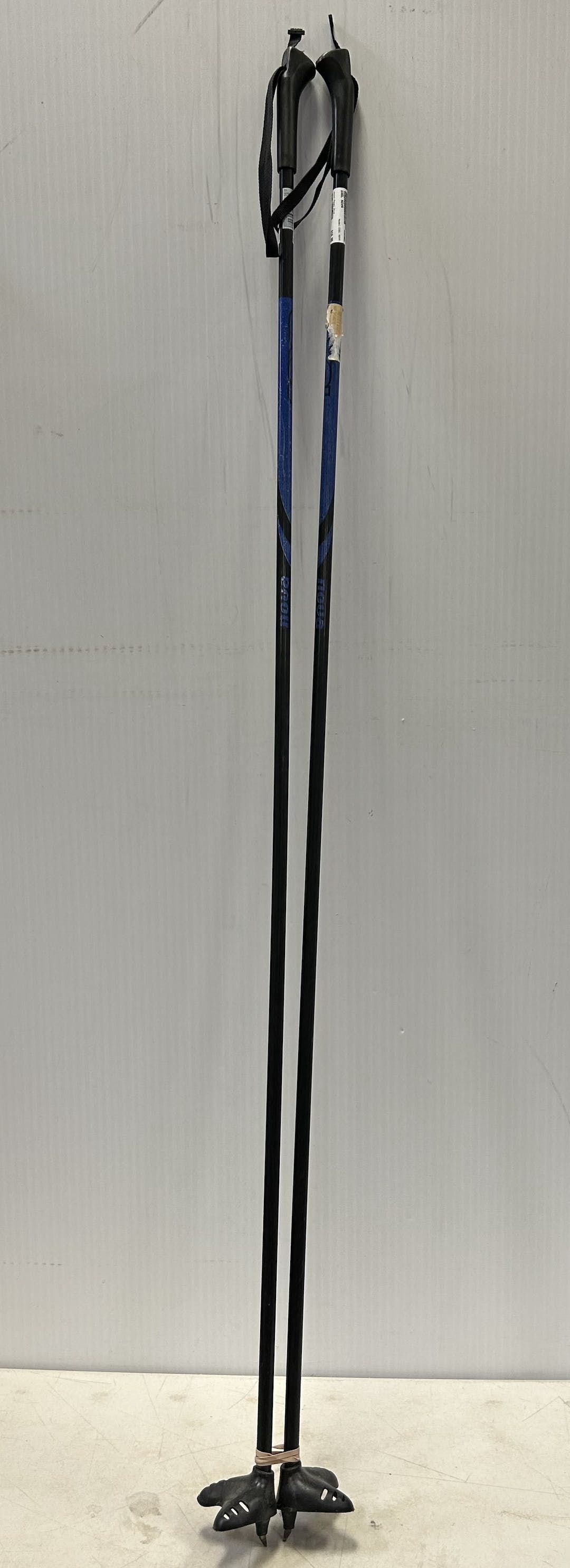 Used Exel Nova 150 Cm 59 In Men's Cross Country Ski Poles SidelineSwap