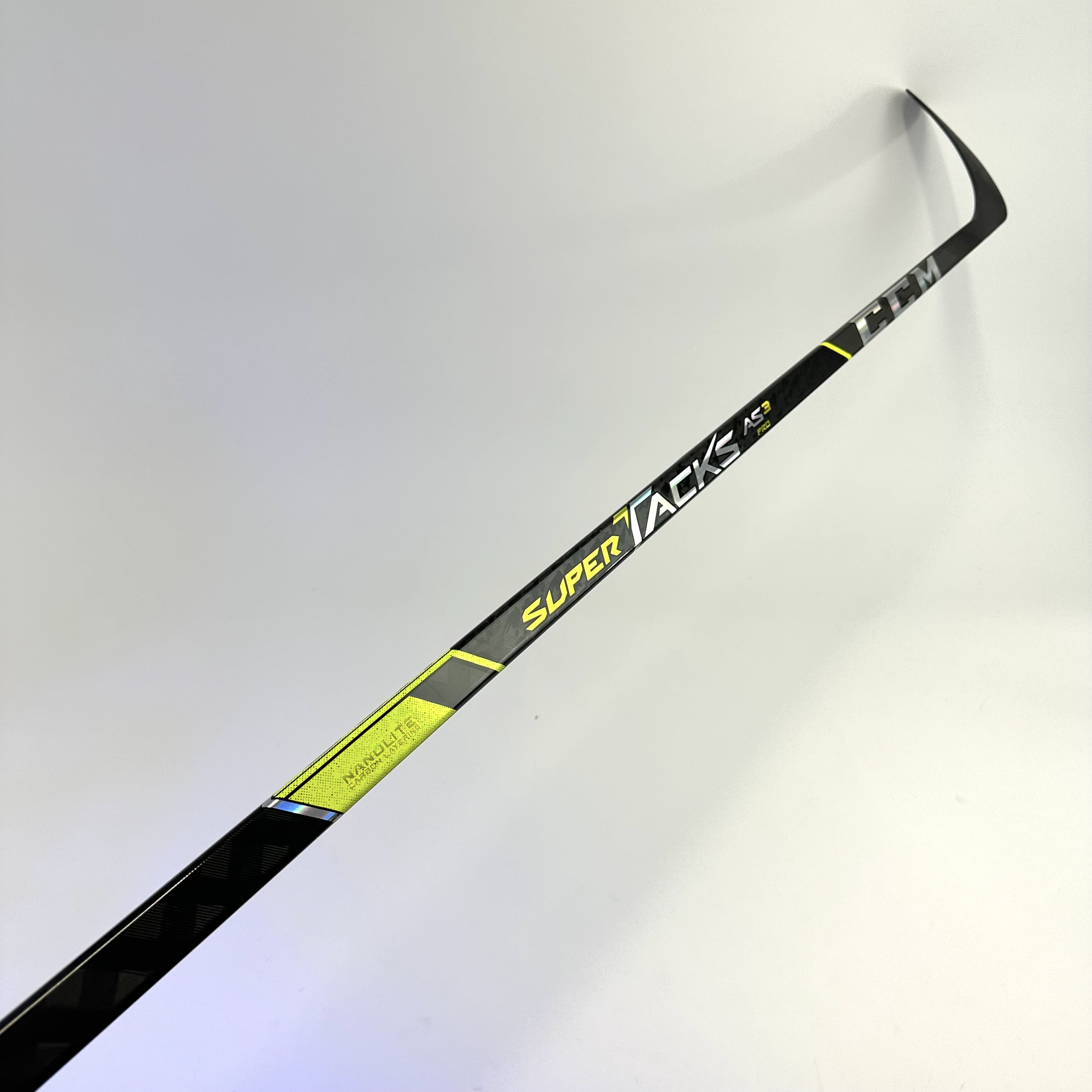 Brand New Right Handed CCM Super Tacks AS3 Pro Heel Curve 90 Flex