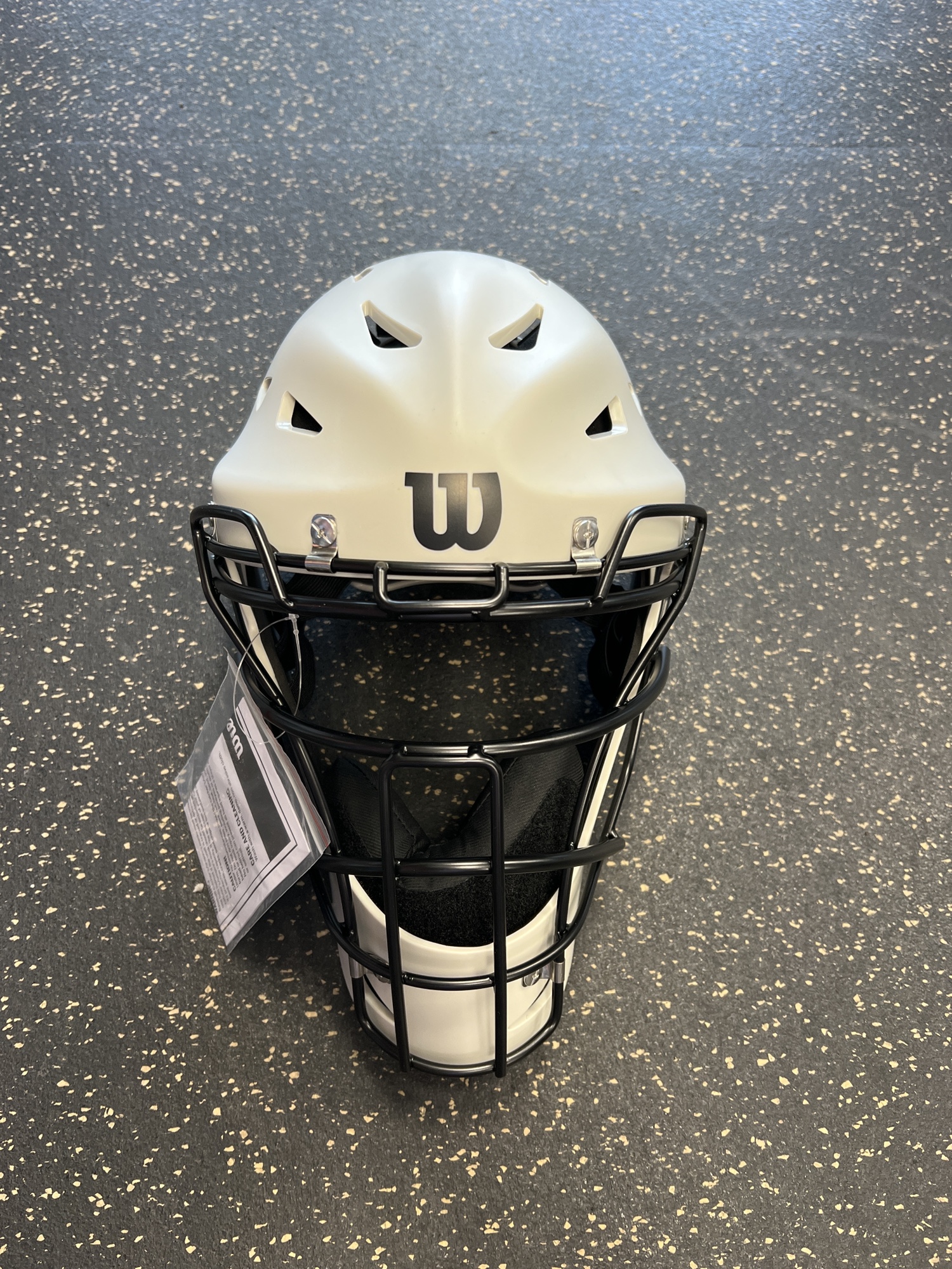 New Wilson EZ Gear Kit Catchers Mask 77 7/8 SidelineSwap