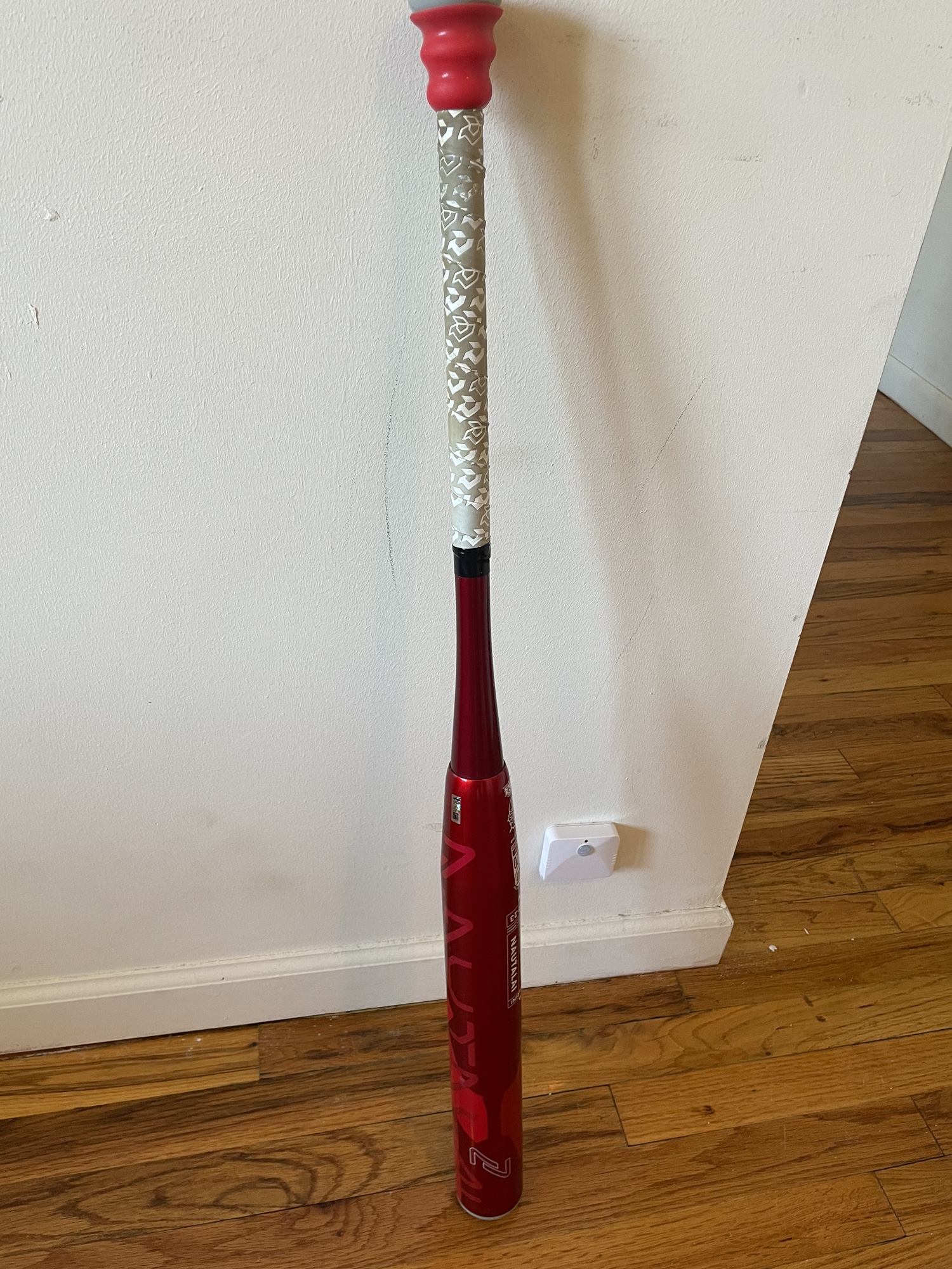 Demarini Red Bat SidelineSwap