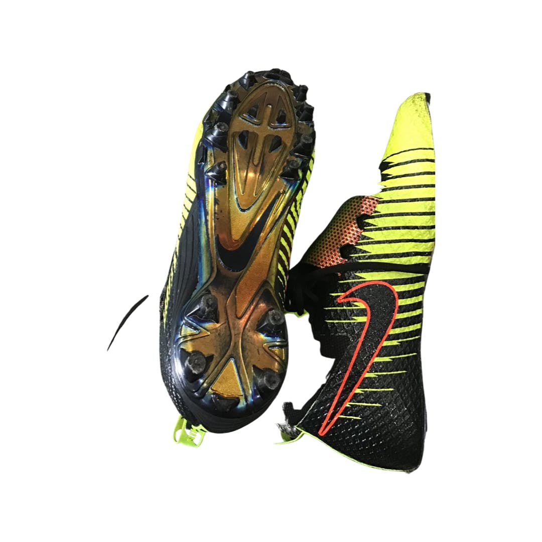 nike strike pro football cleats