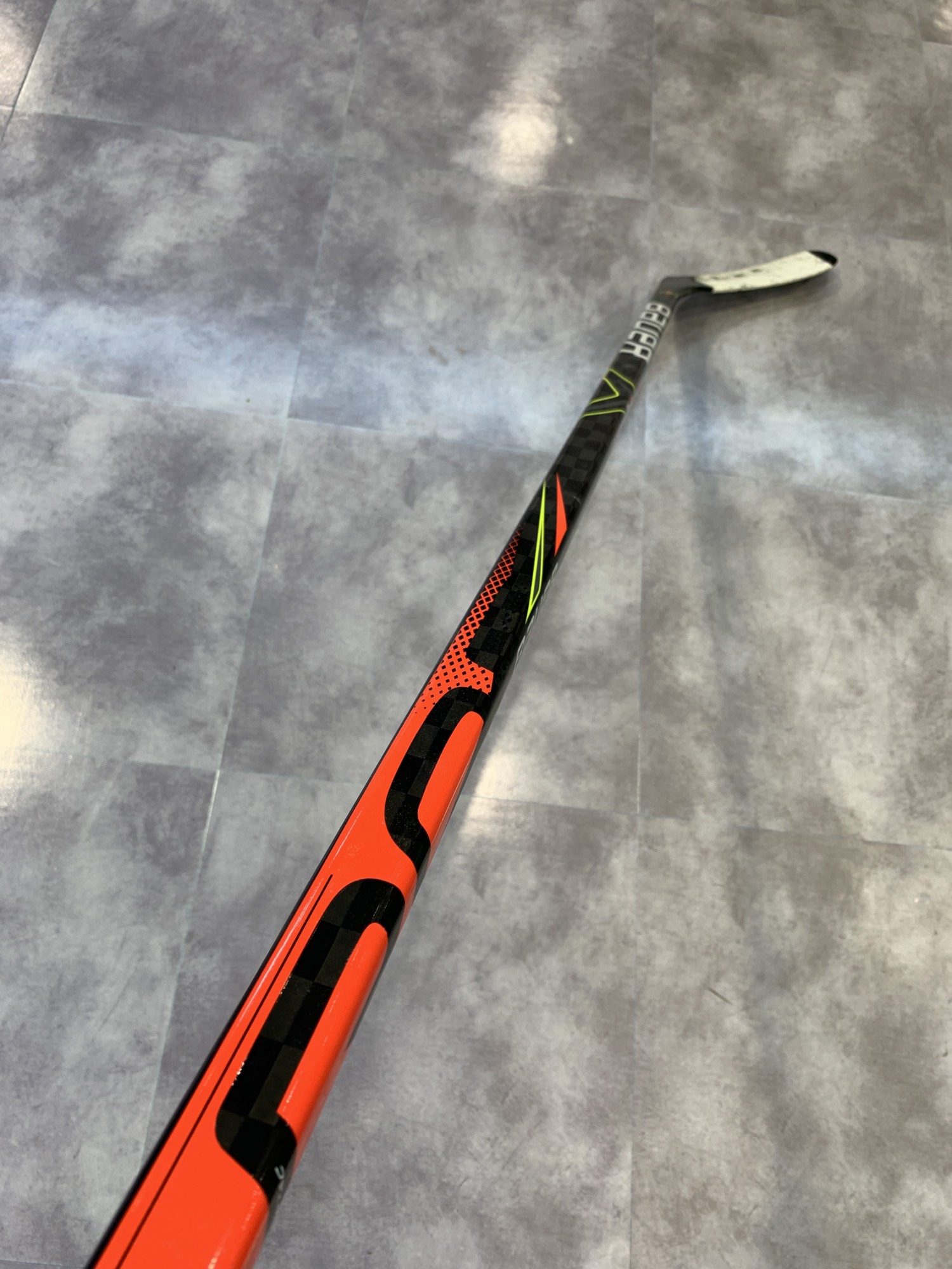 Used Senior Bauer Vapor 2X Pro Right Hockey Stick P88 Retail SidelineSwap