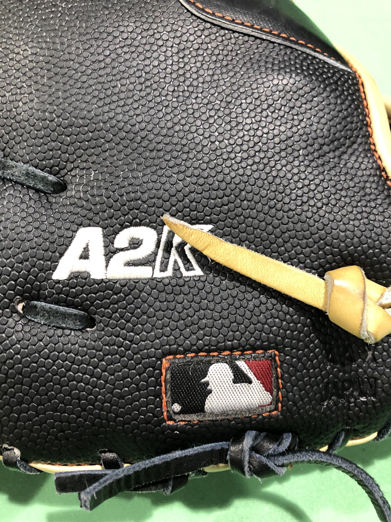Used Wilson A2K RightHand Throw First Base Baseball Glove (12.5