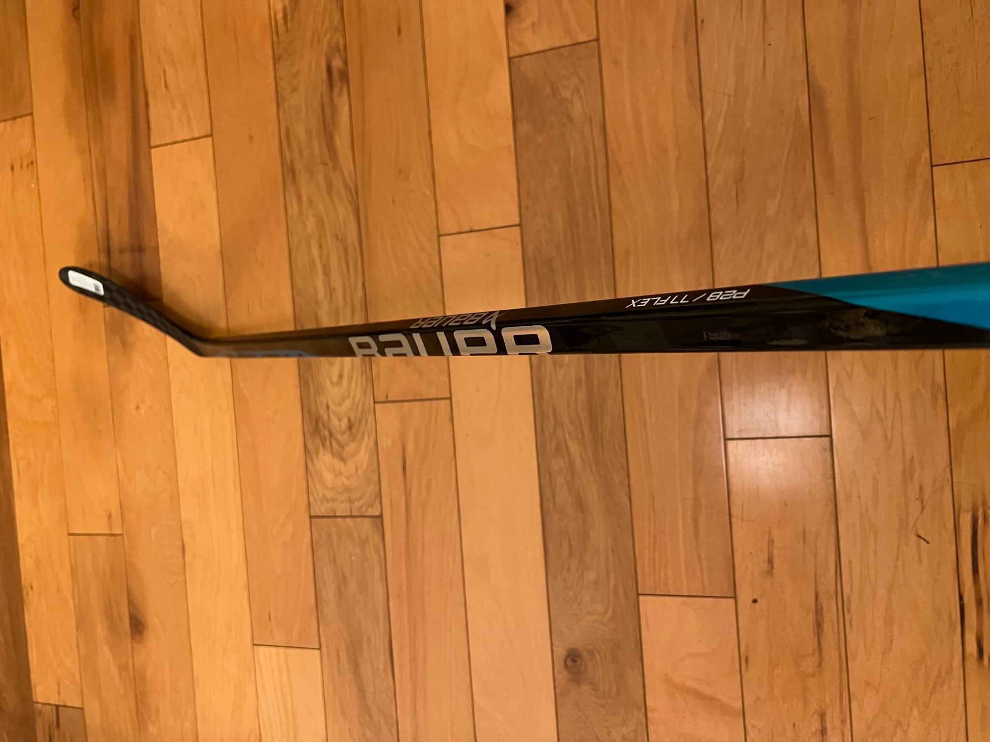 New Bauer Sync Hockey Stick P28/77 Flex/Right Handed SidelineSwap