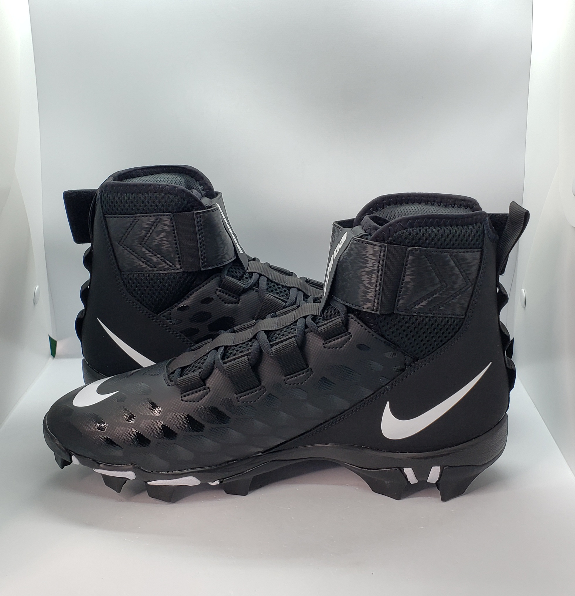nike savage shark 2 football cleats