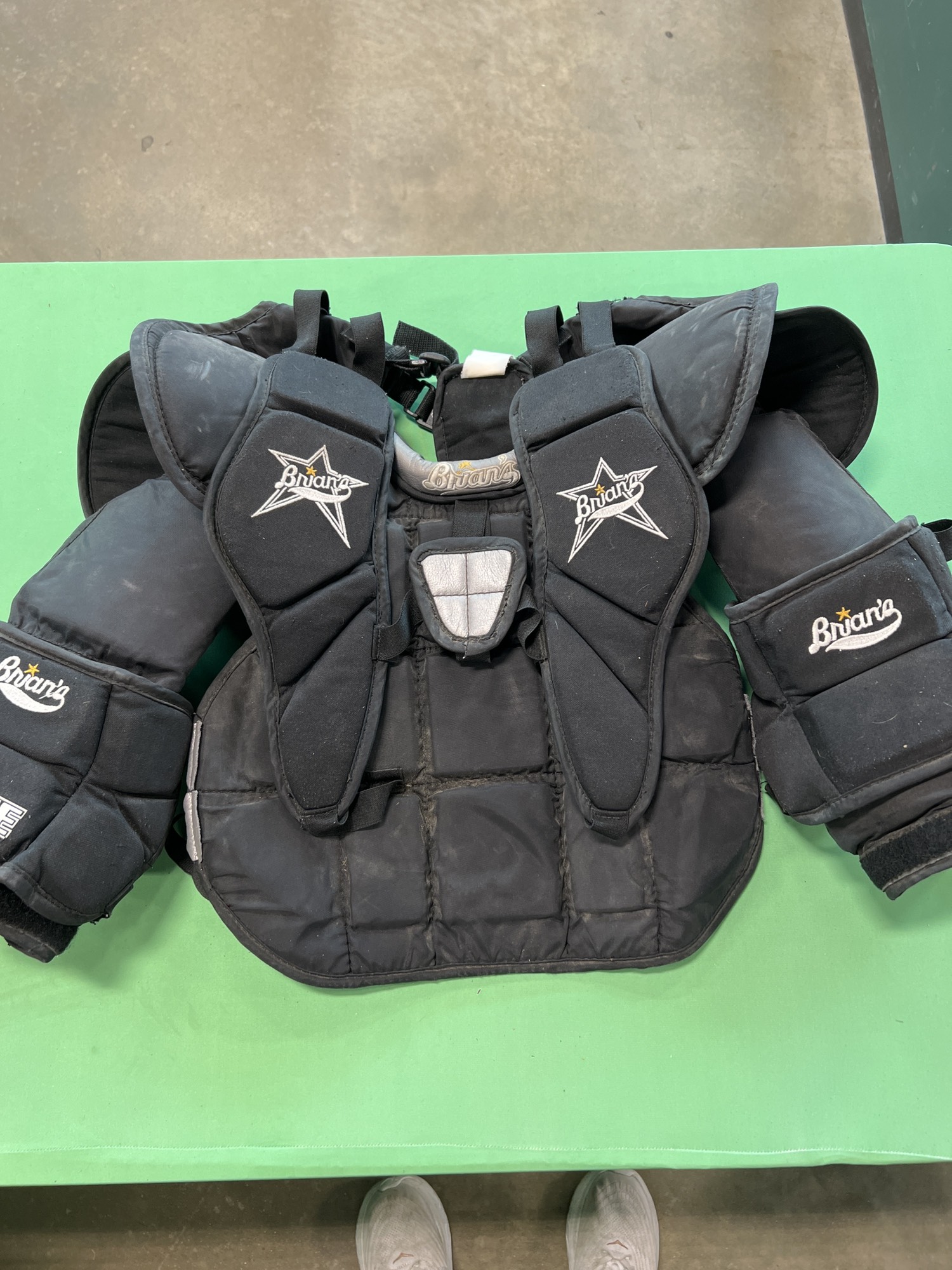Used XL Brian's Goalie Chest Protector SidelineSwap