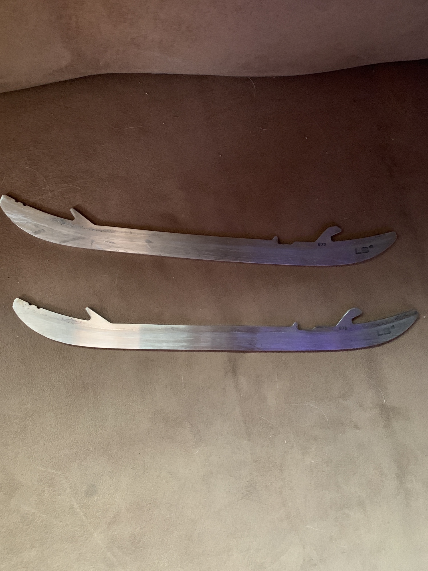 Ice Hockey Blades SidelineSwap